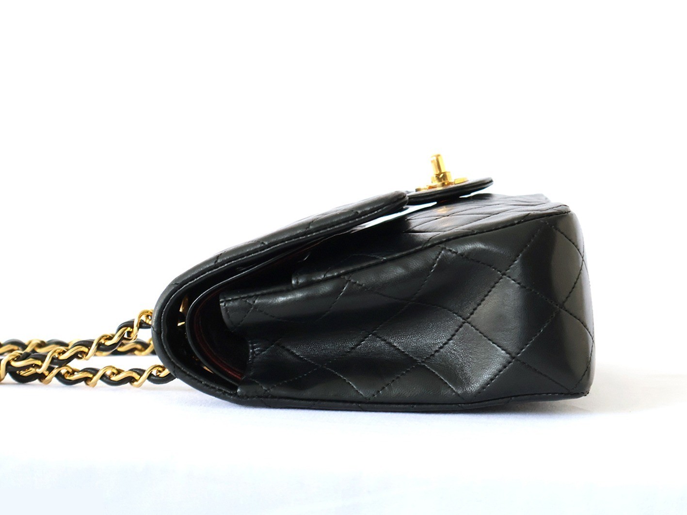 Matelassé 25 Lambskin Double Flap Double Chain Shoulder Bag, Black — view 6