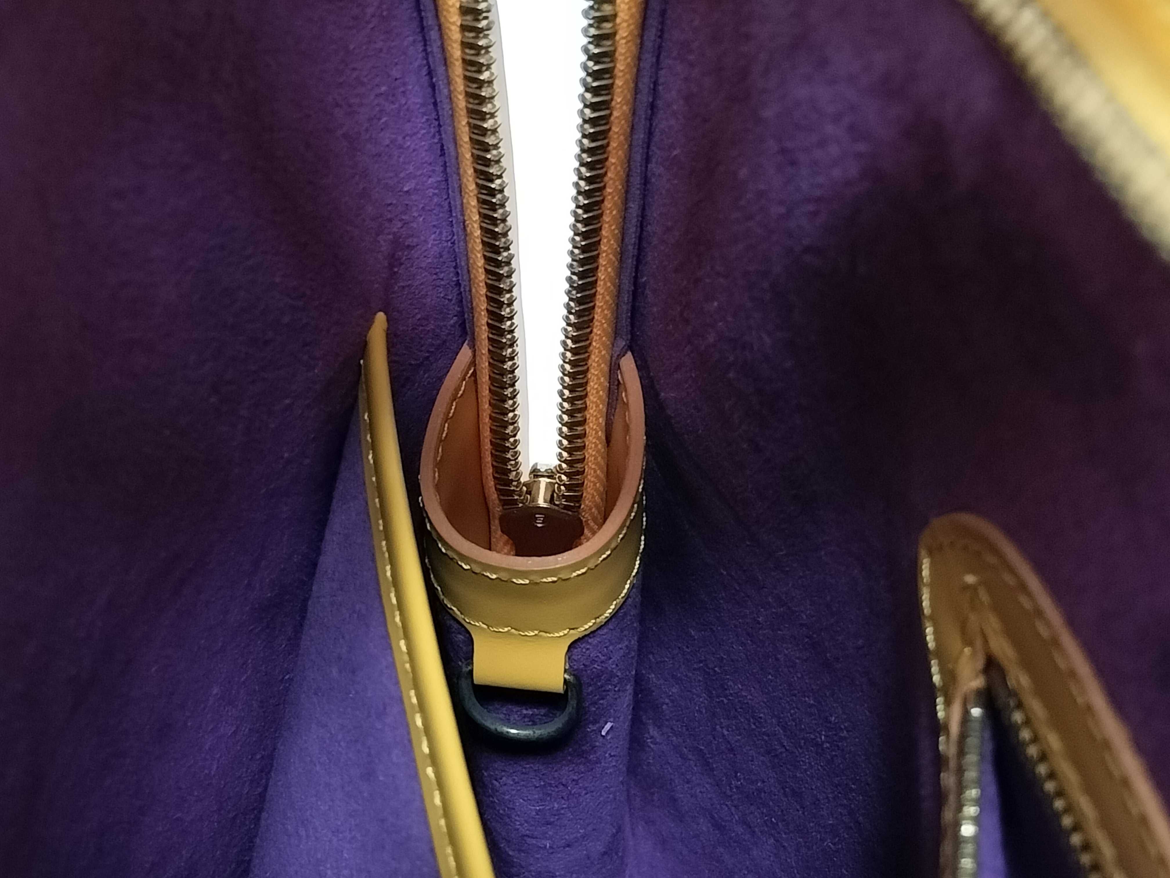 Epi Lussac M52289 Tote Bag Shoulder Bag — view 9