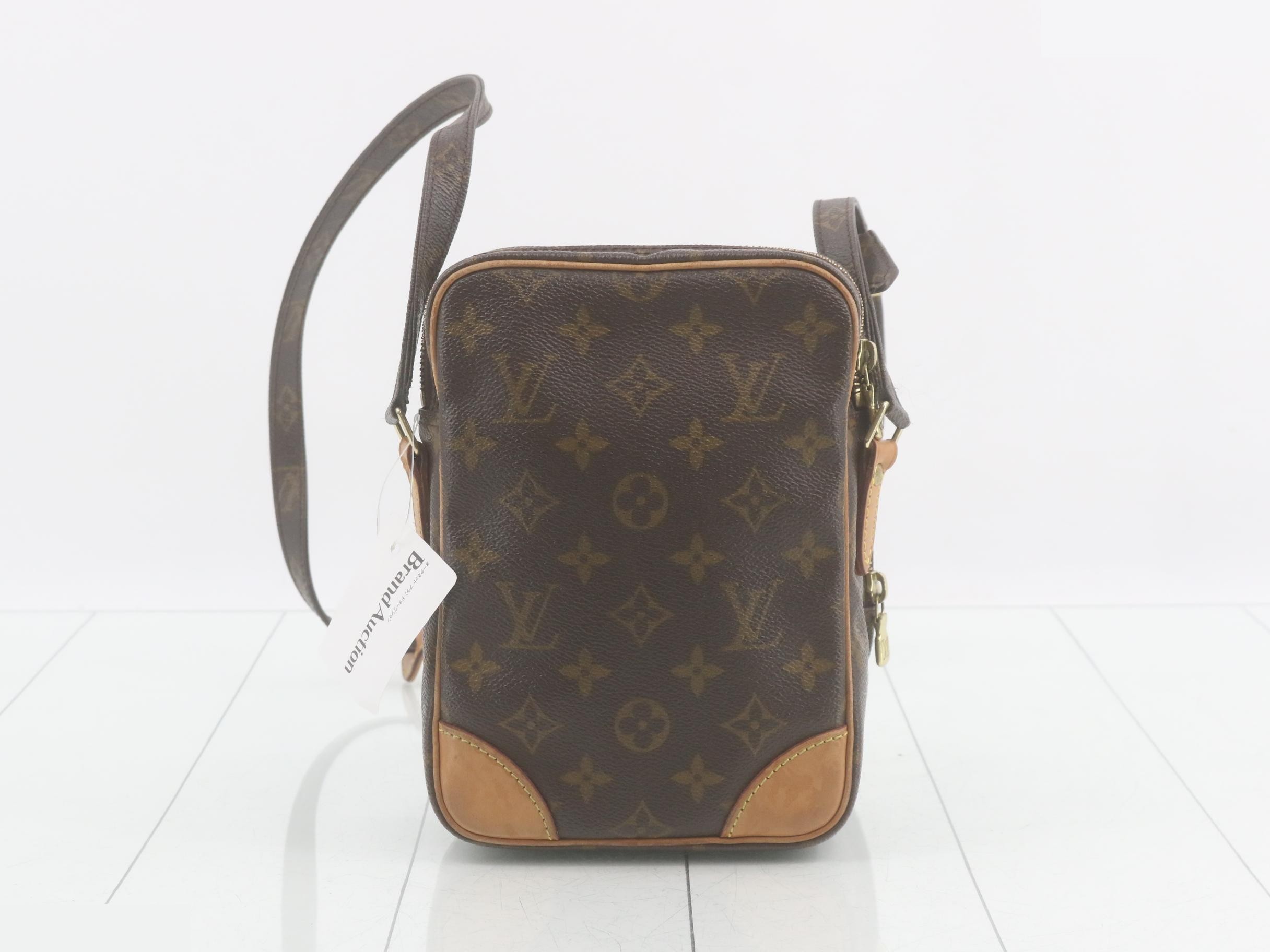 Monogram Amazon — view 2