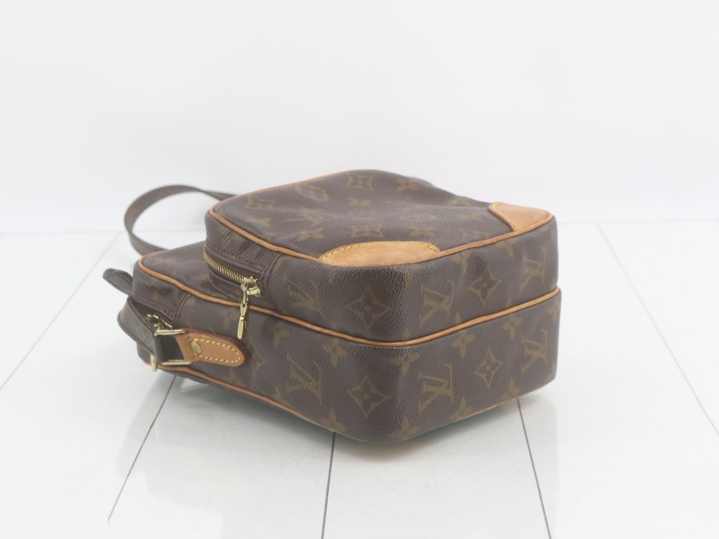 Monogram Amazon — view 5