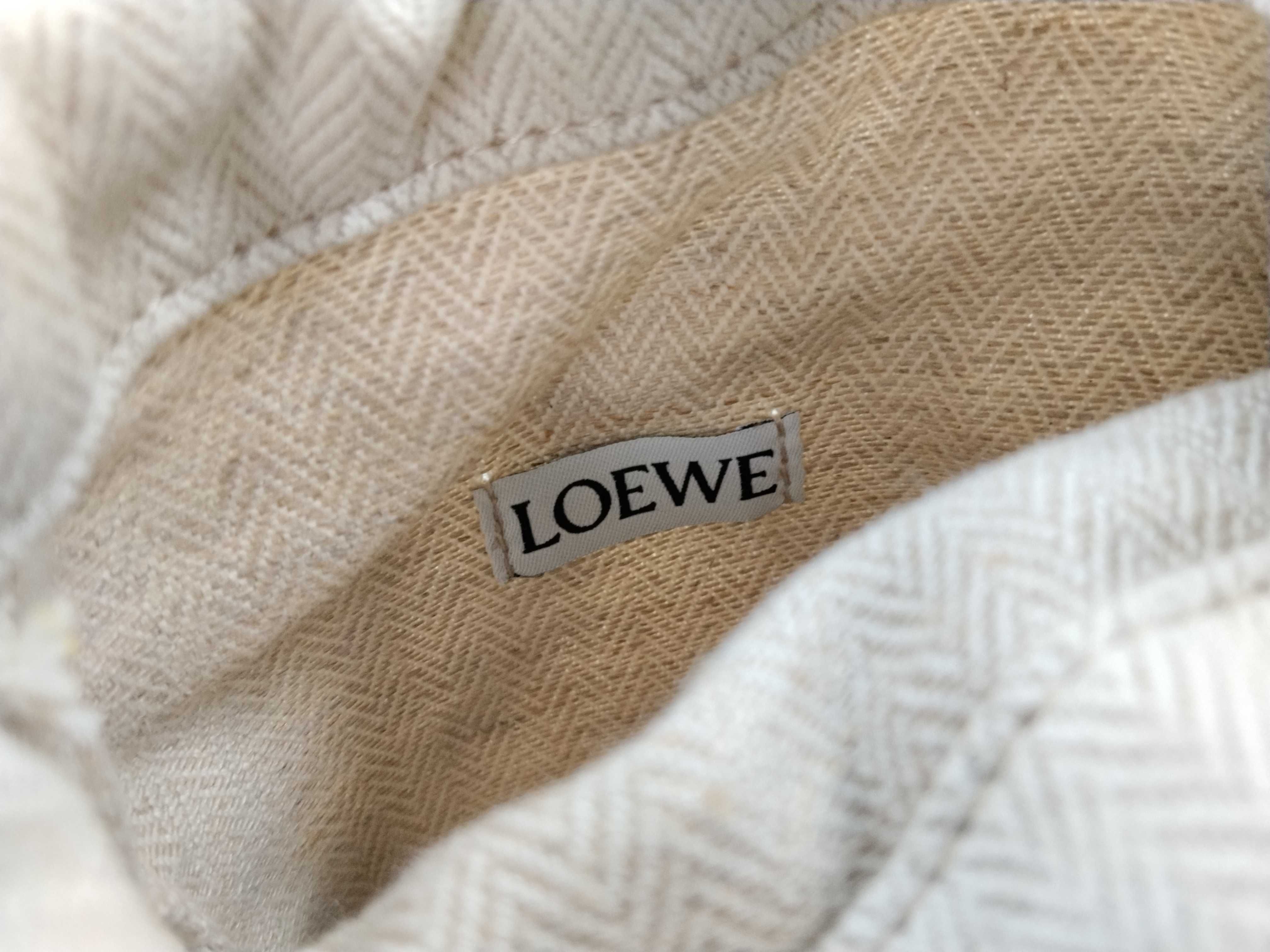 Anagram Pochette Shoulder Bag — view 10