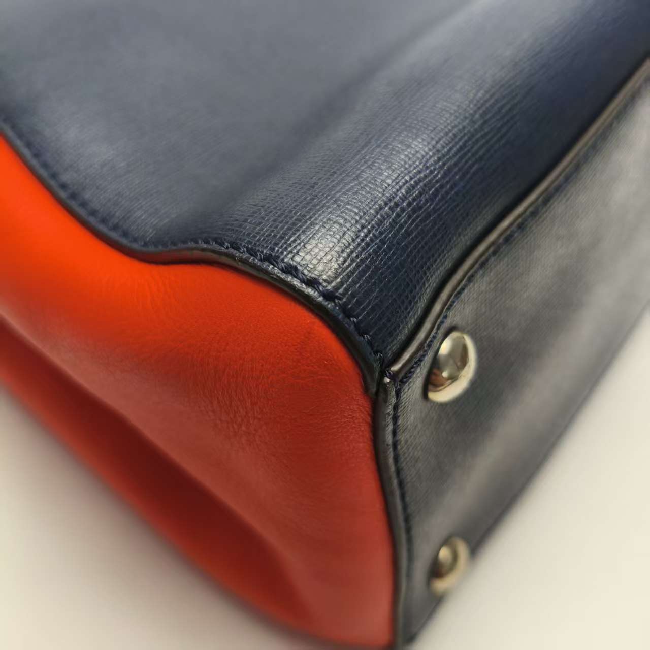 【*Shipped from: China*】FENDI 2 Jour Leather Shoulder Bag — view 7
