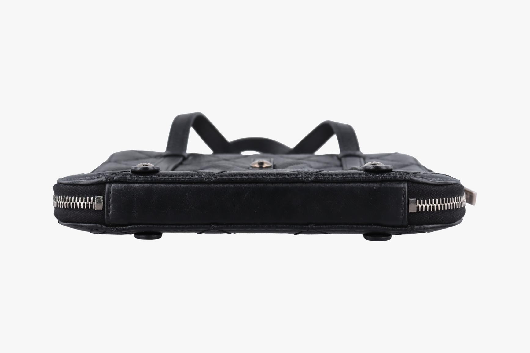 Matelassé Leather Black — view 3