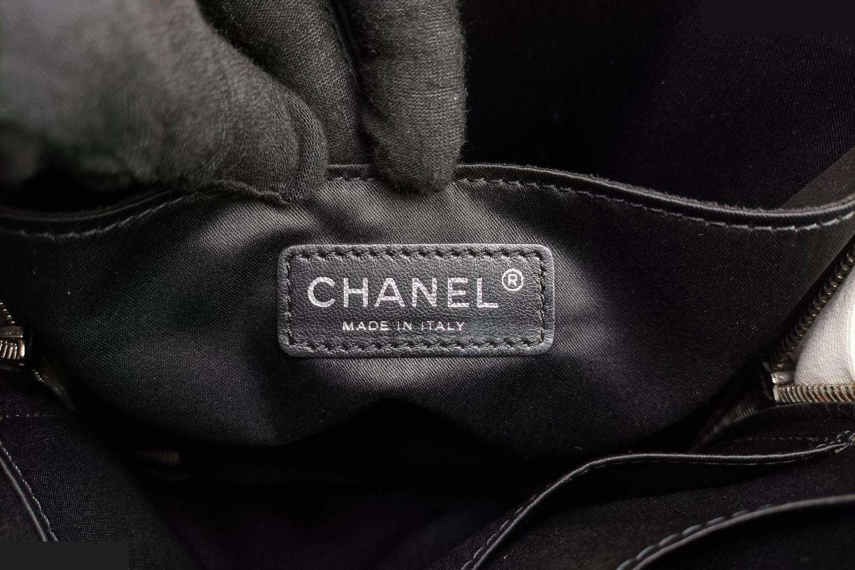 Matelassé Leather Black — view 7