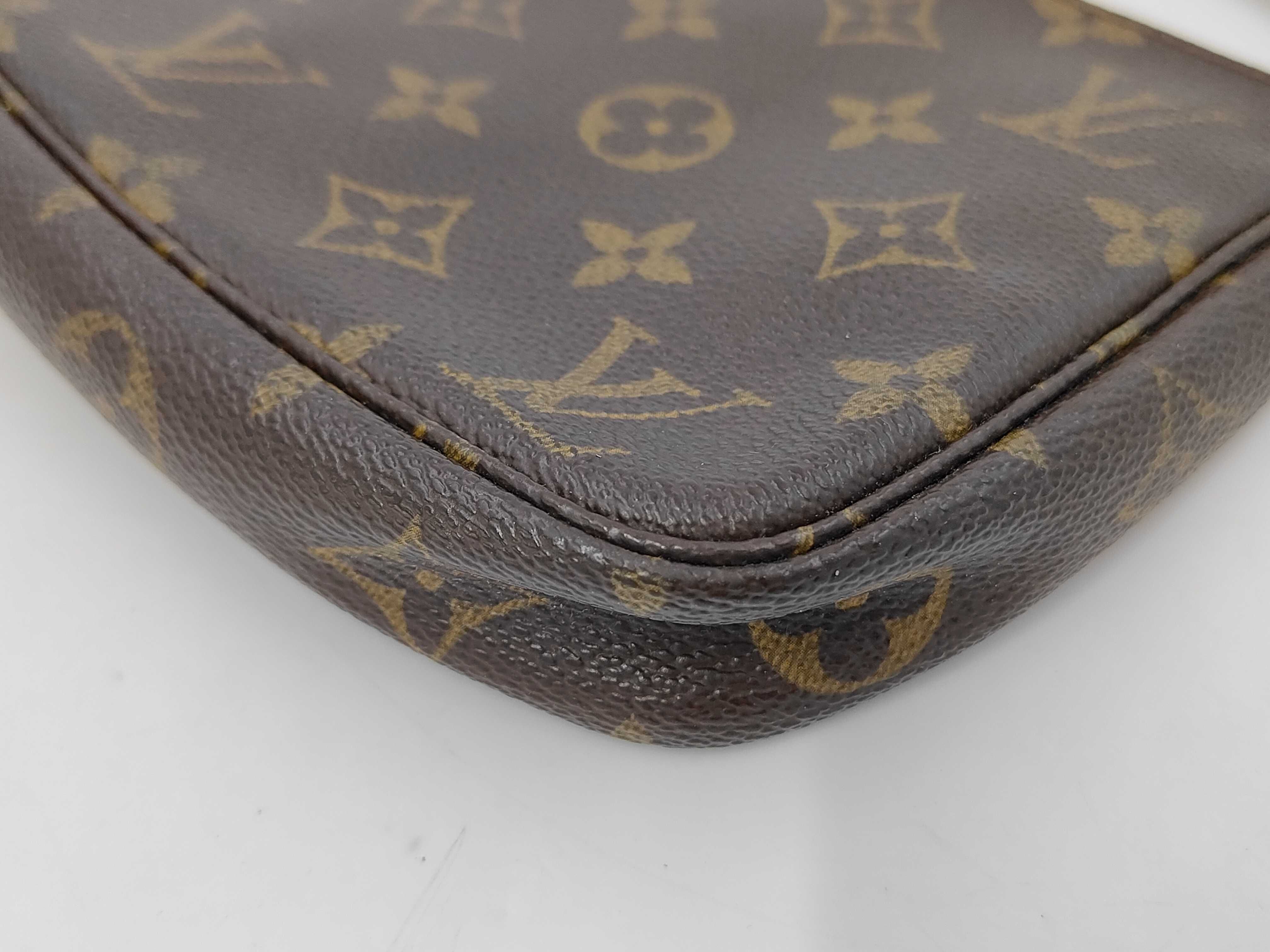 BAG MONOGRAM M51980 POCHETTE ACCESSOIRES AR1021 Pouch — view 4