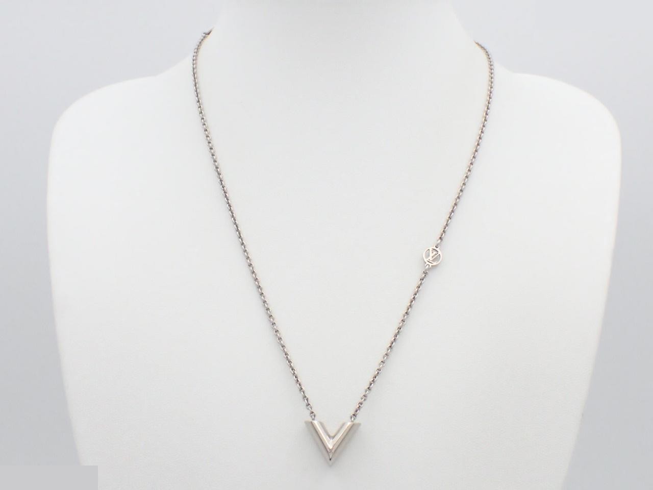 Essential V Silver Necklace, Chain approx. 44cm — view 3