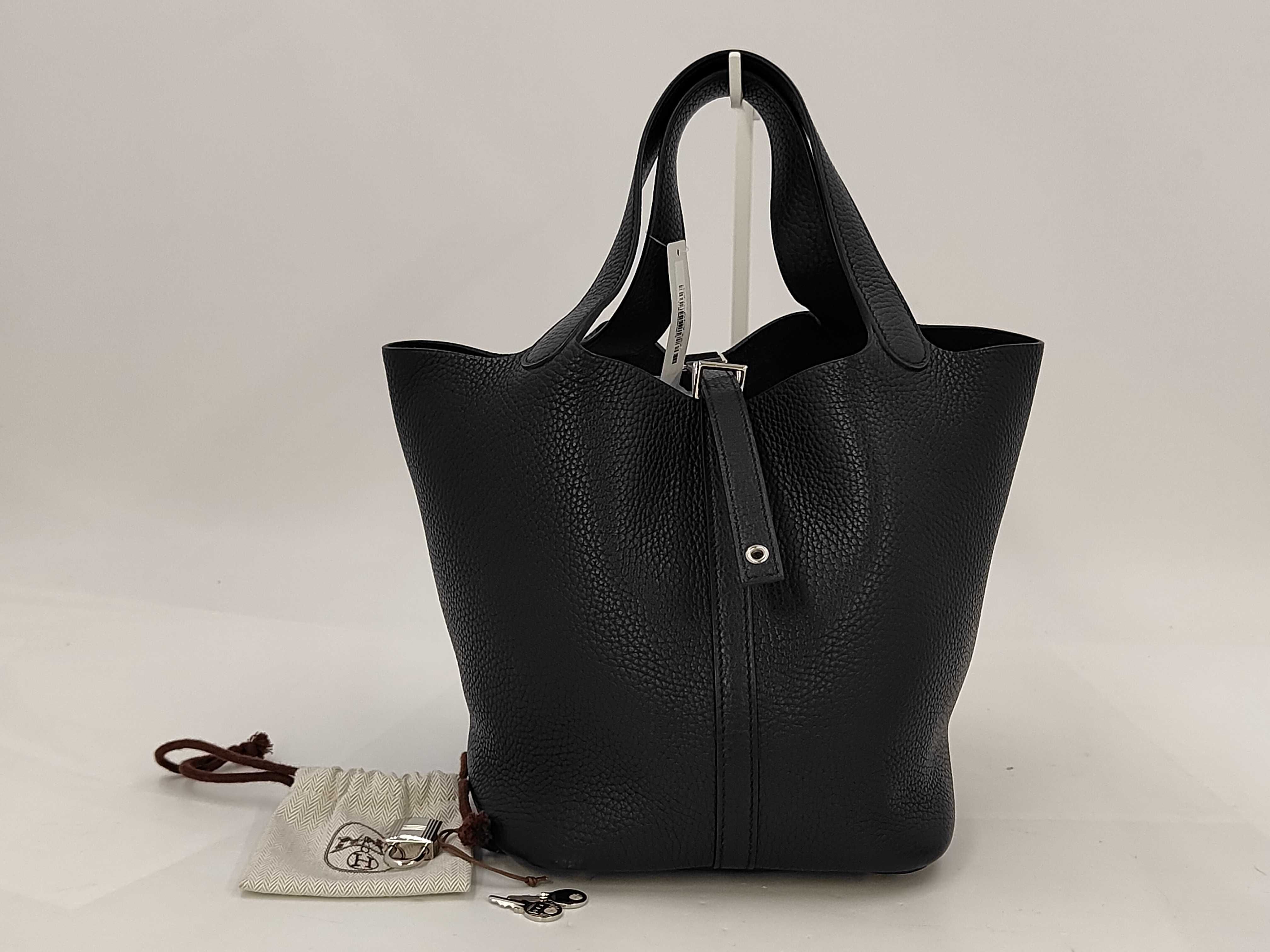 Picotin Lock MM Handbag