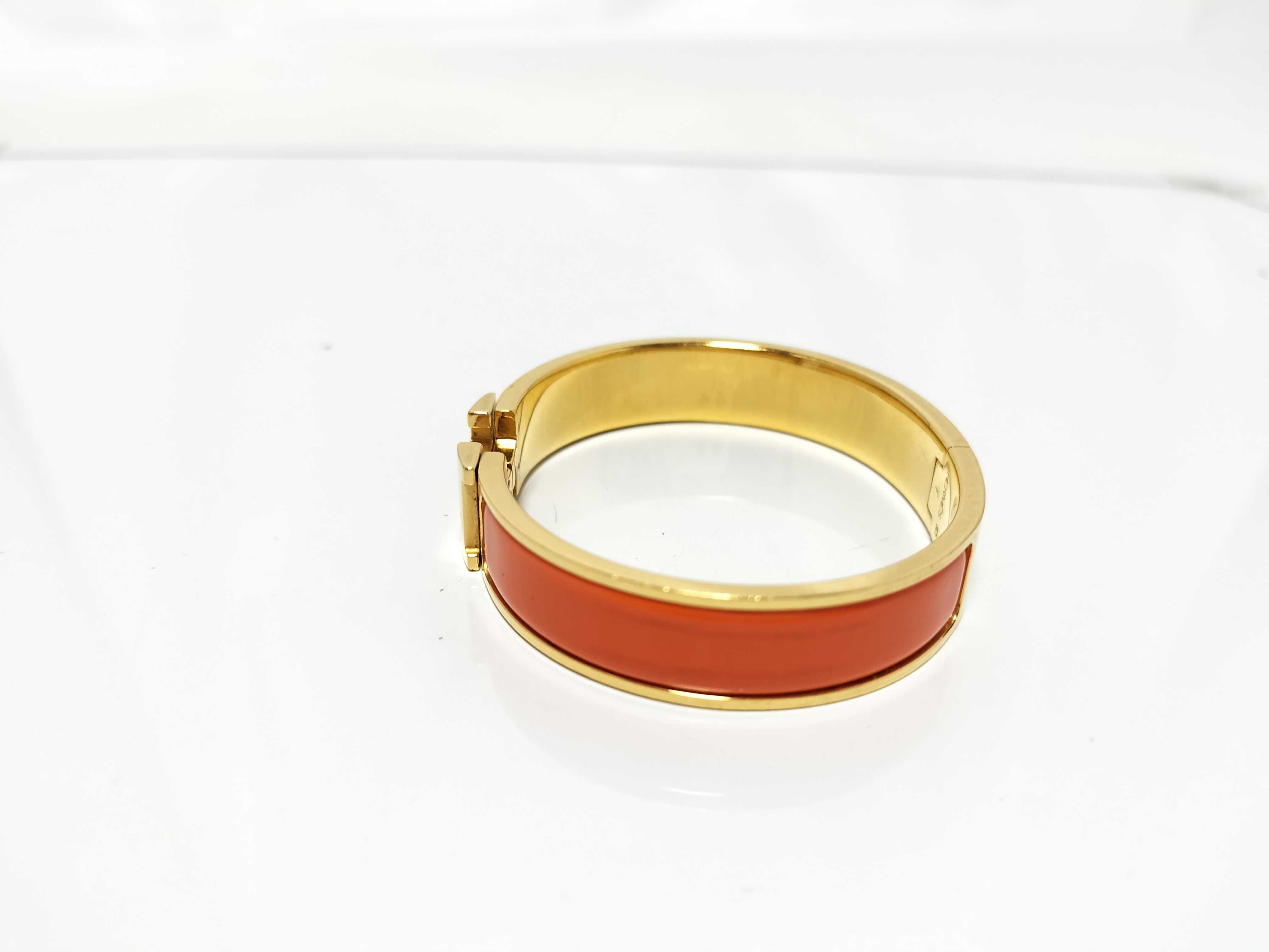 Click H Enamel Bracelet (Bracelet/Bangle) — view 4