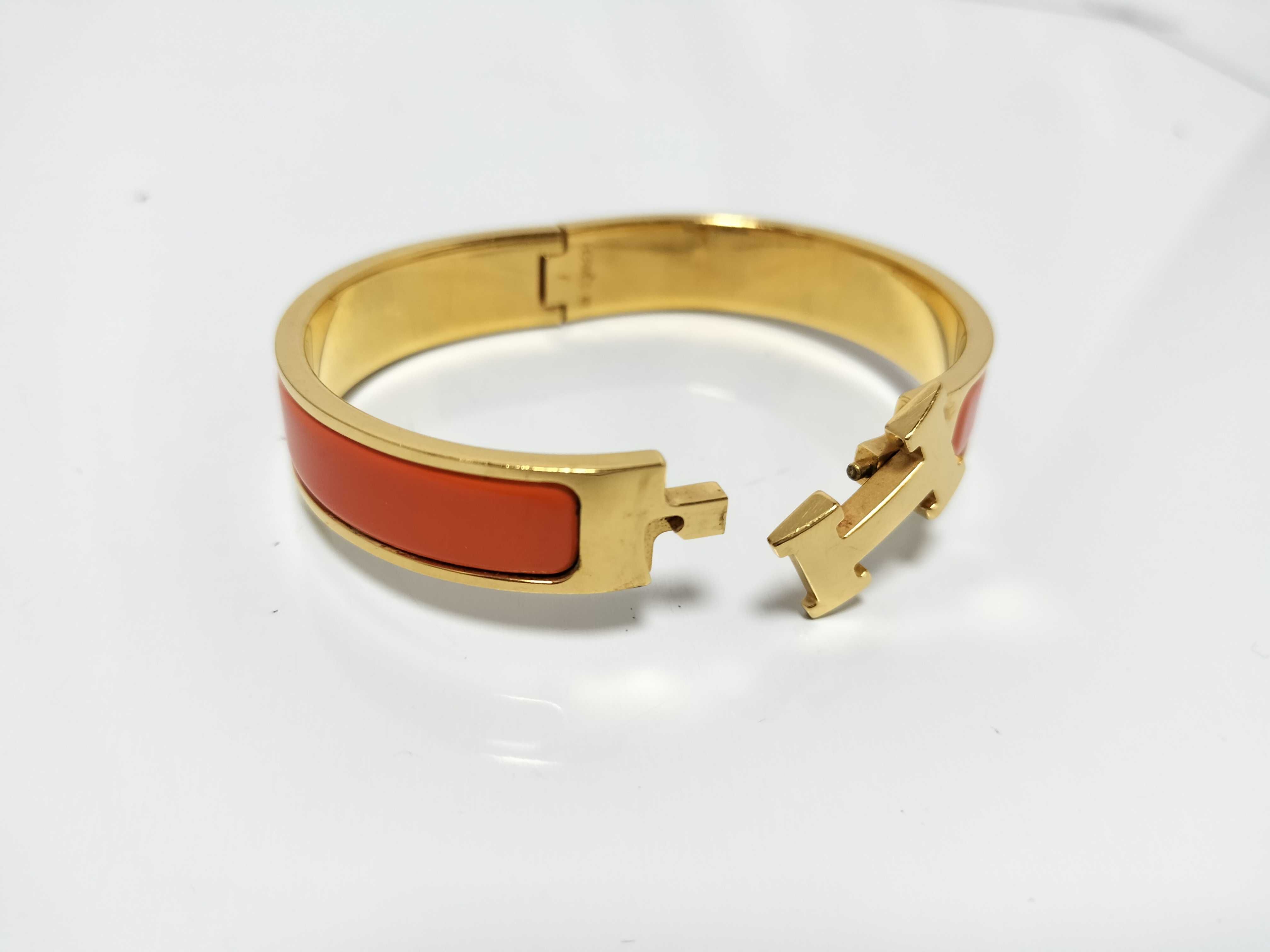 Click H Enamel Bracelet (Bracelet/Bangle) — view 7