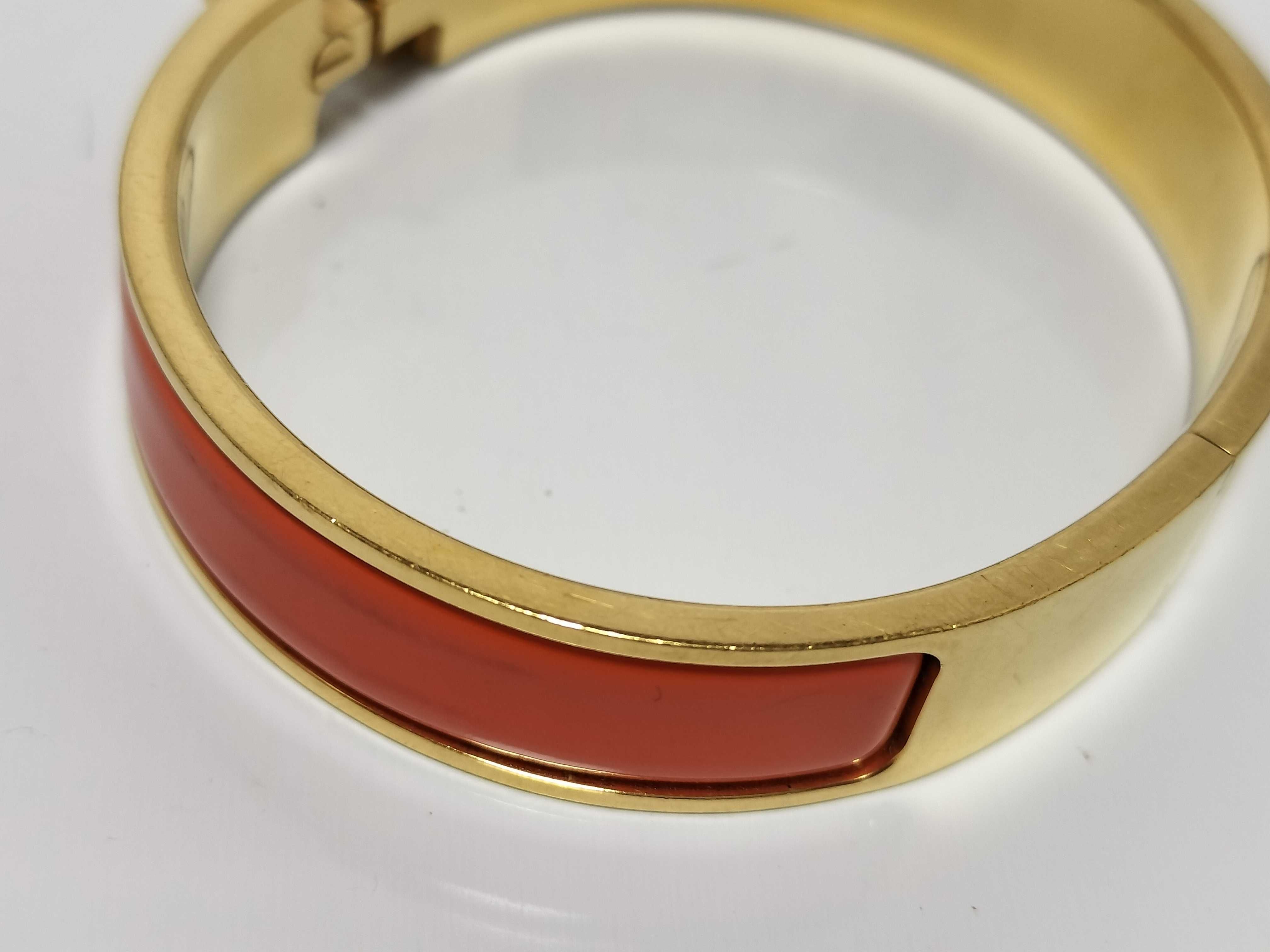 Click H Enamel Bracelet (Bracelet/Bangle) — view 9