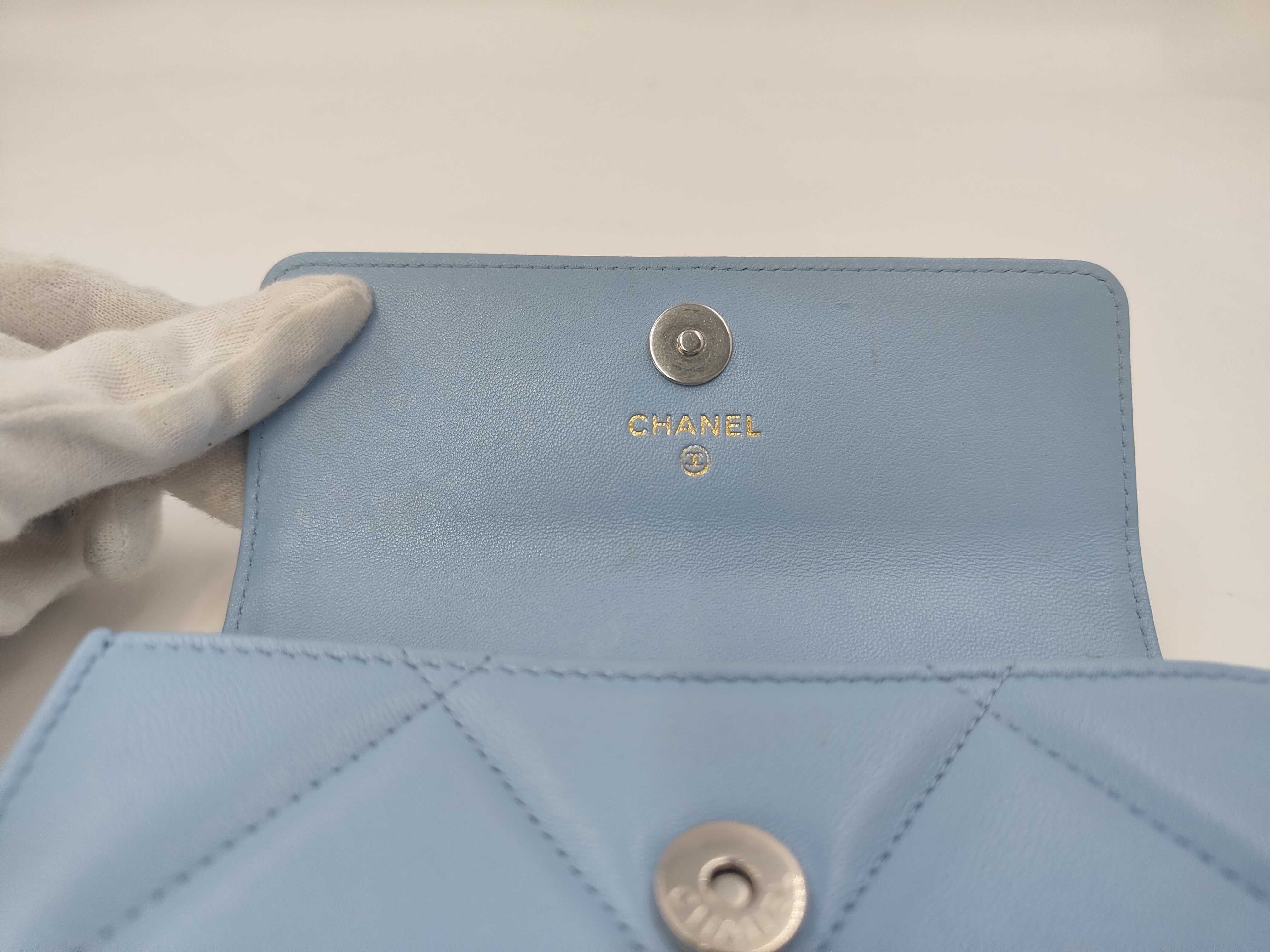 19 Chanel Blue Lambskin Wallet (Serial Number 32) — view 8