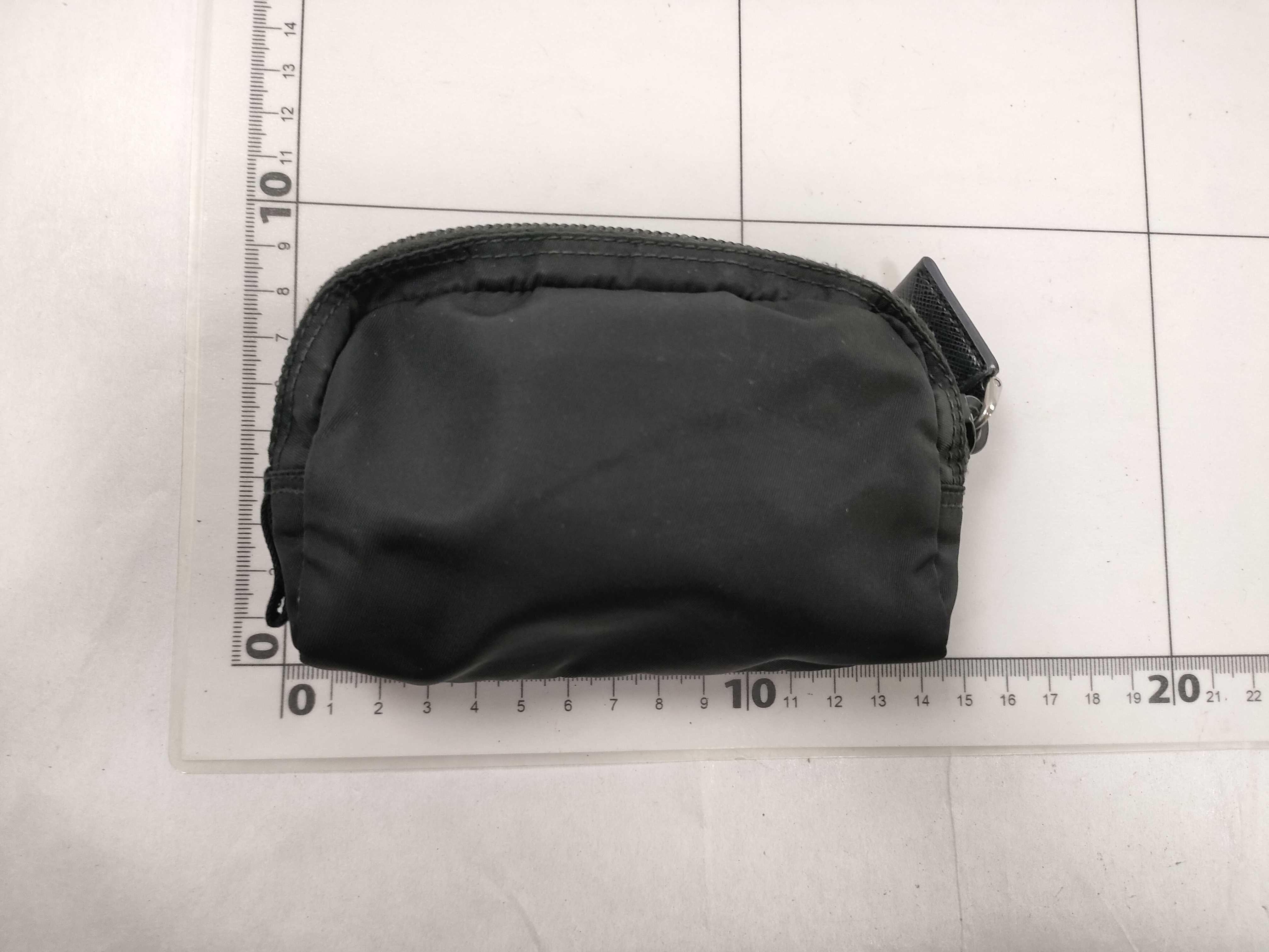 pouch — view 2
