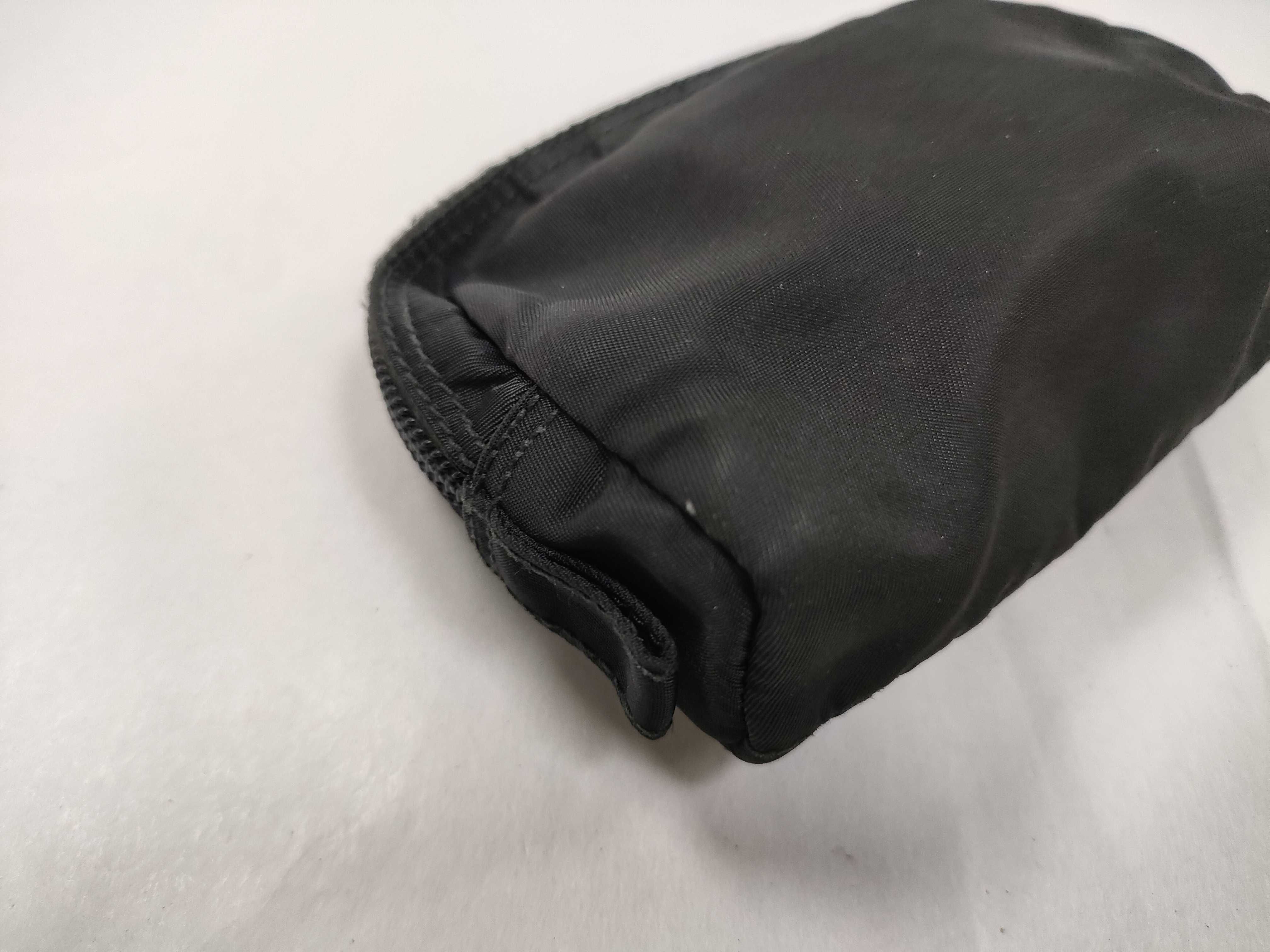 pouch — view 3