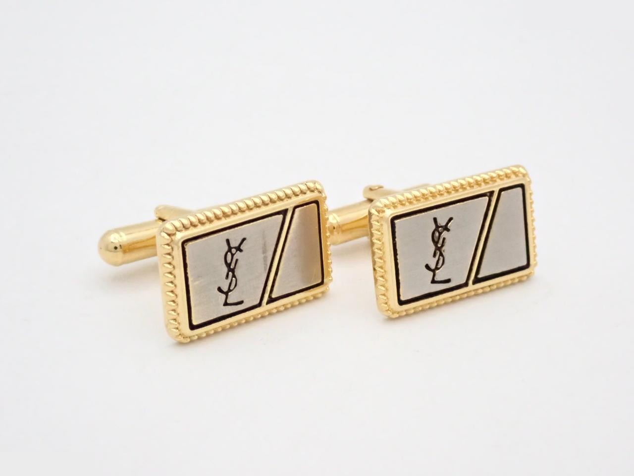 Tie clip and cufflink set — view 2