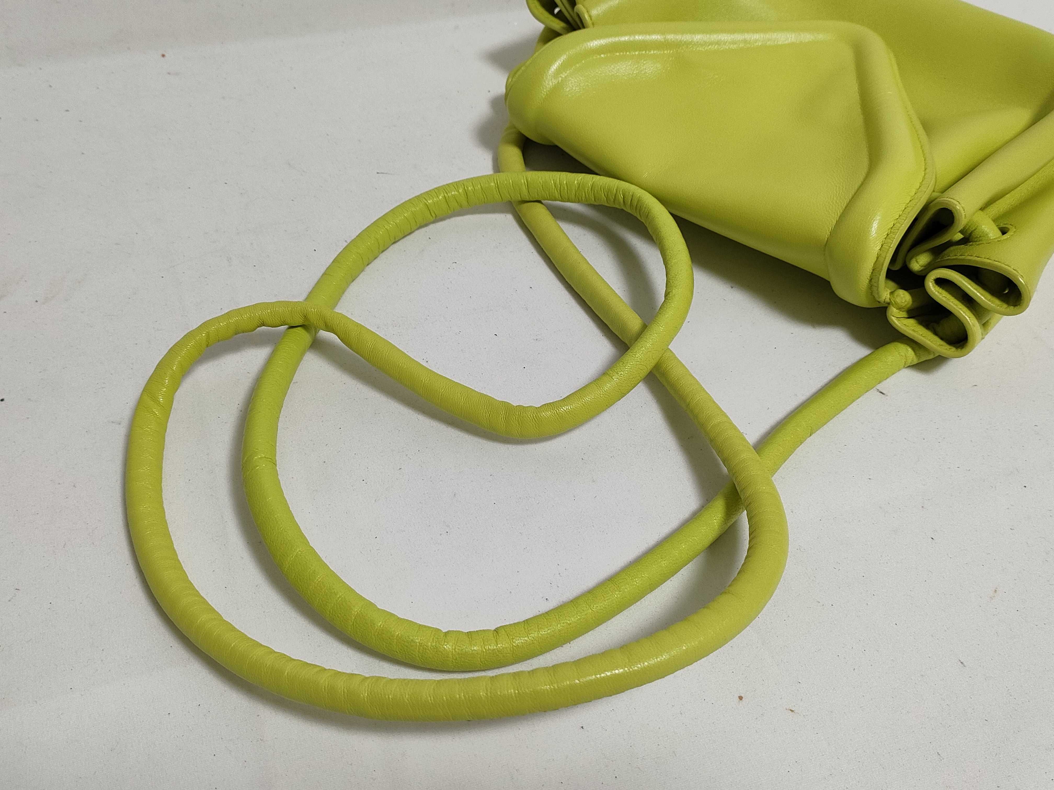 Beak Small Shoulder Bag, Yellow — view 3