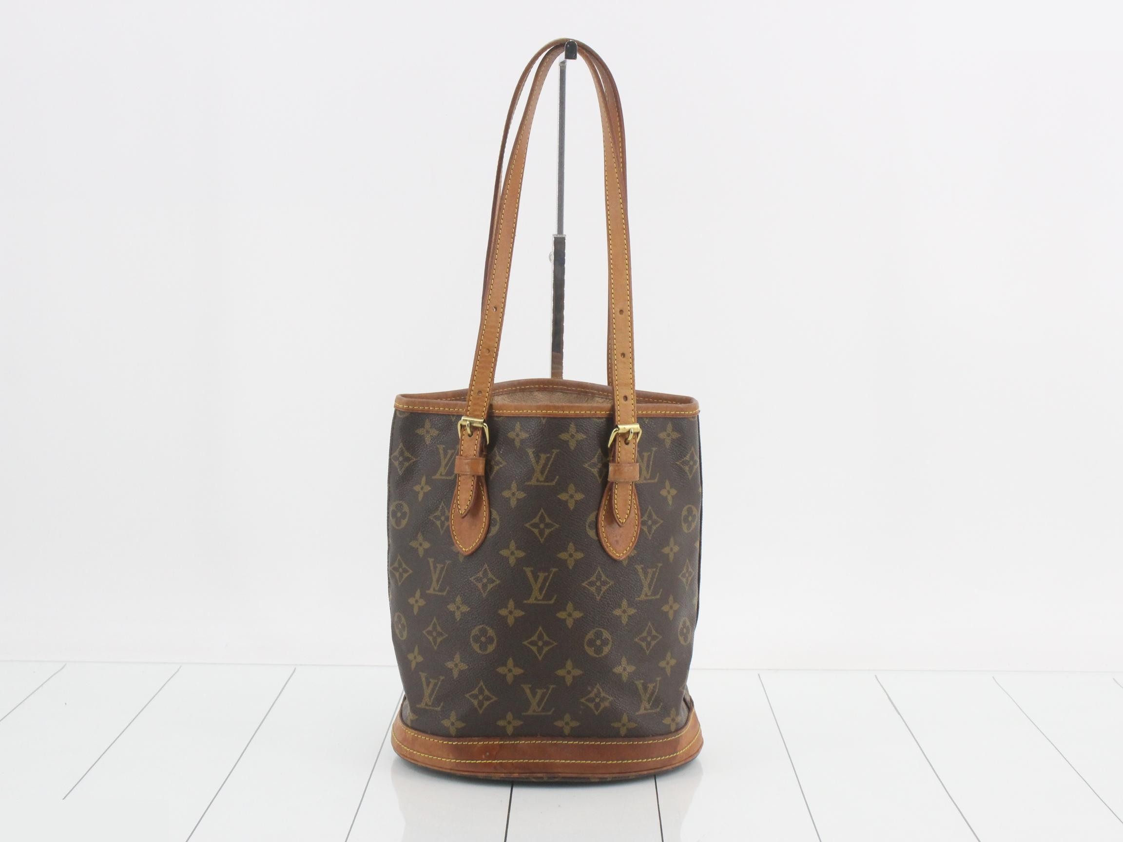 Shoulder bag, monogram bucket
