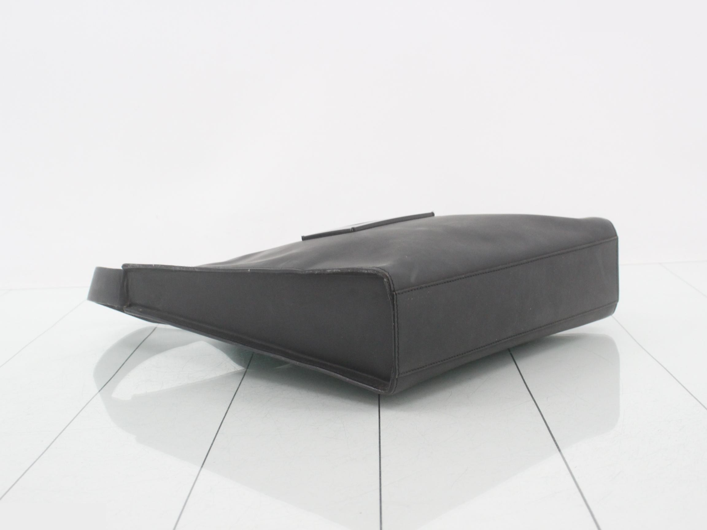 leather shoulder bag, black — view 5