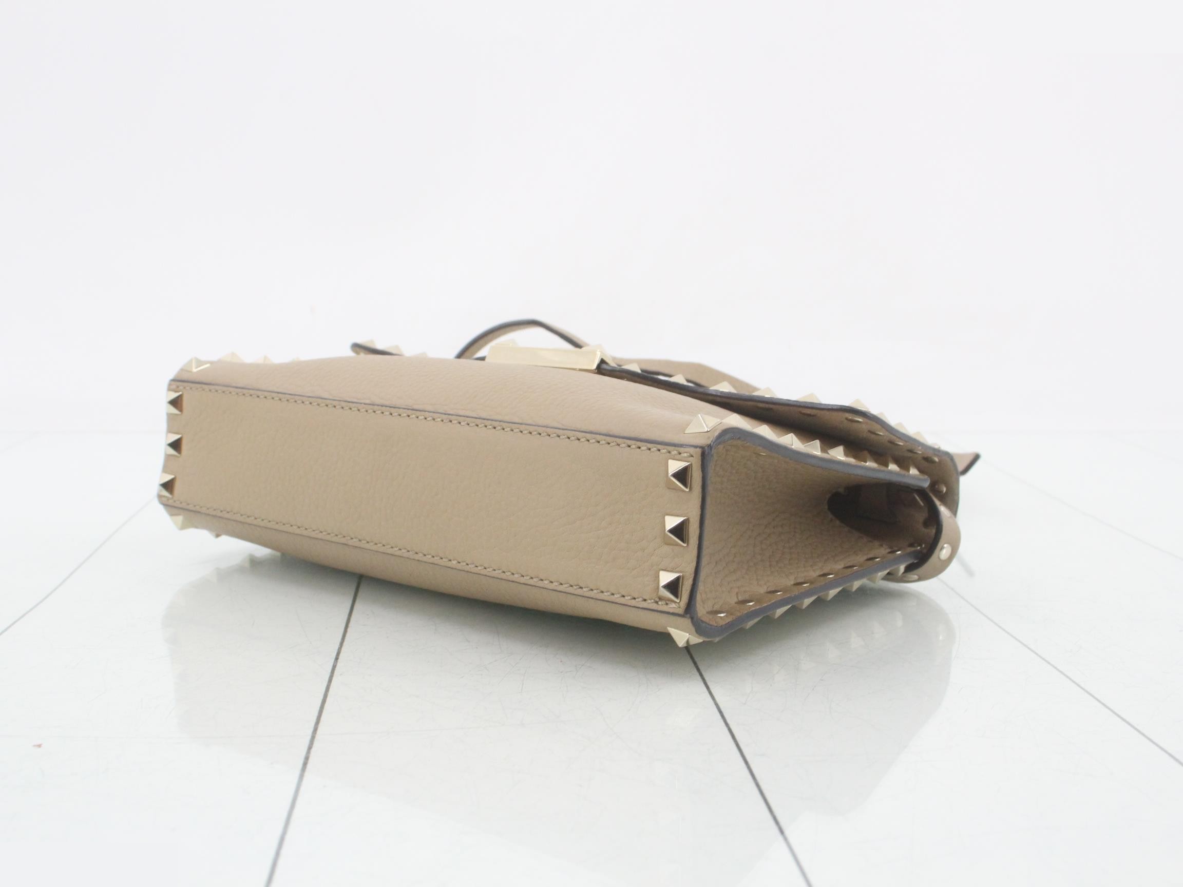 (Bag) - Shoulder Bag — view 6