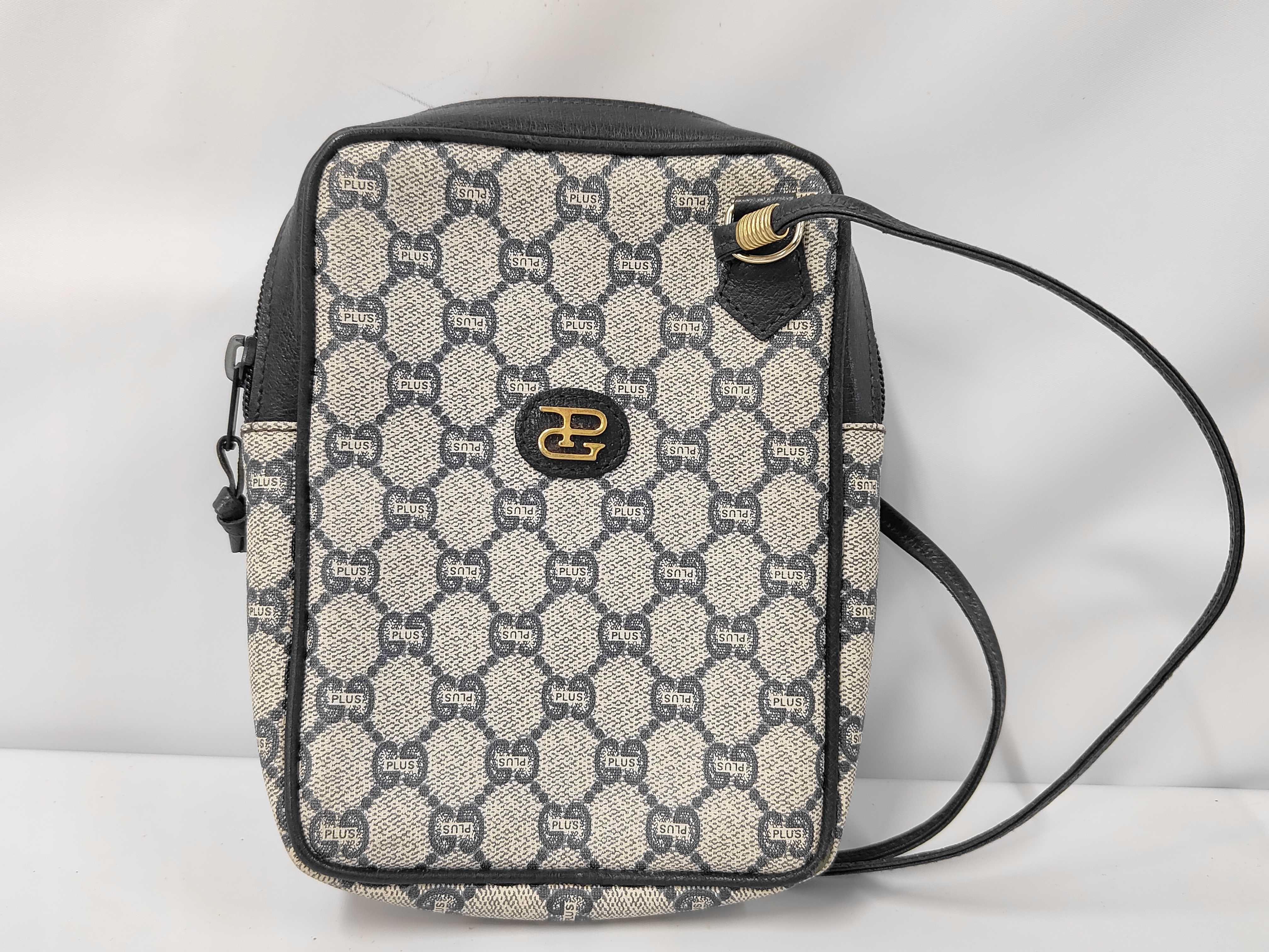 Old Gucci Shoulder Bag