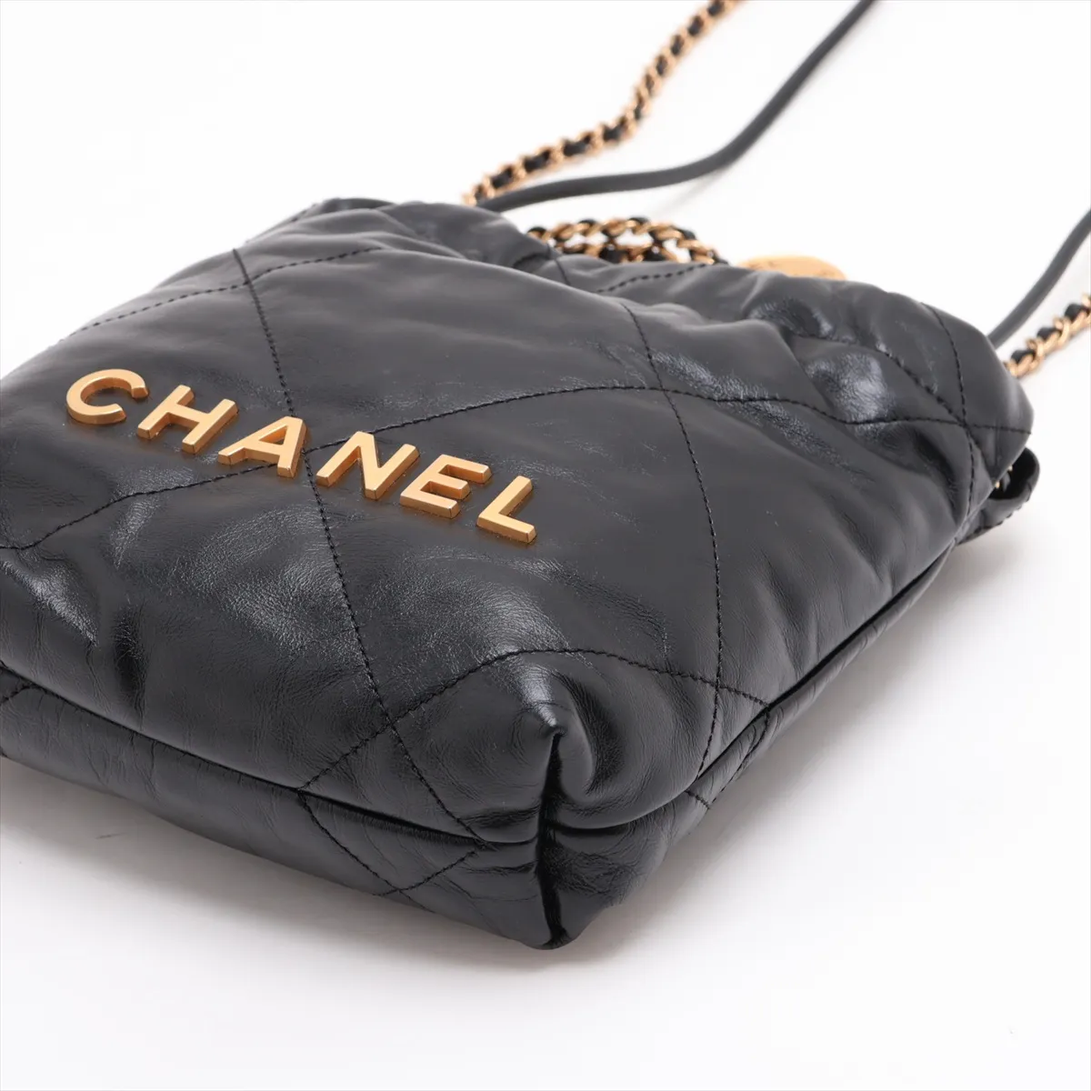22 Mini Shiny Calfskin 2-Way Shoulder Bag Black Gold Hardware H329NTU6 Random Serial Number — view 3