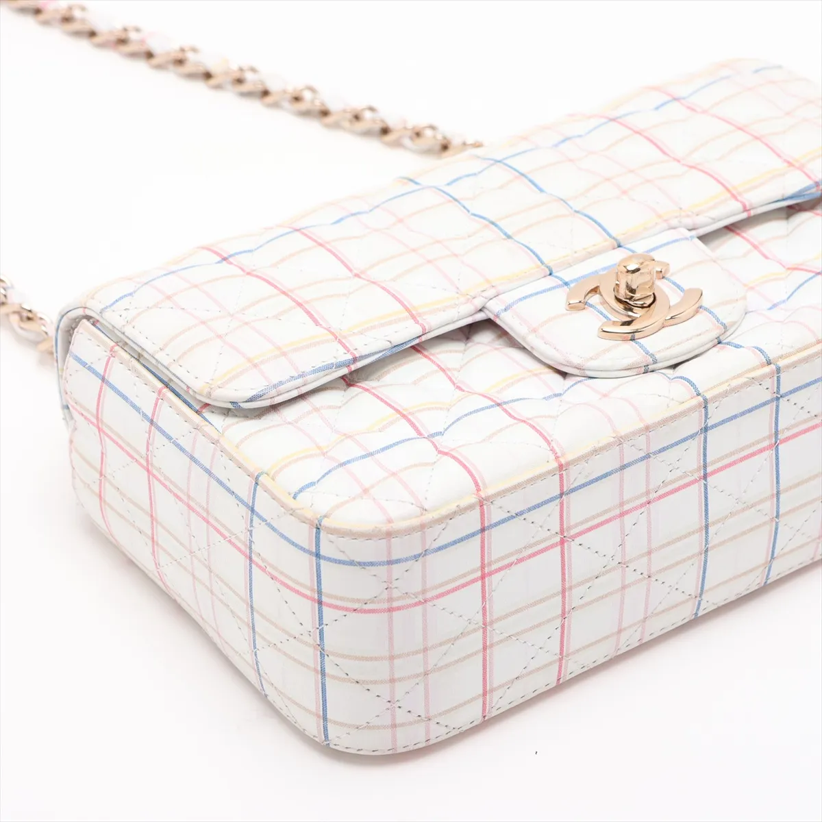 Mini Matelassé 20 Lambskin Single Flap Single Chain Bag, White with Gold Hardware, 29194413, Serial Number 29, A69900 — view 4