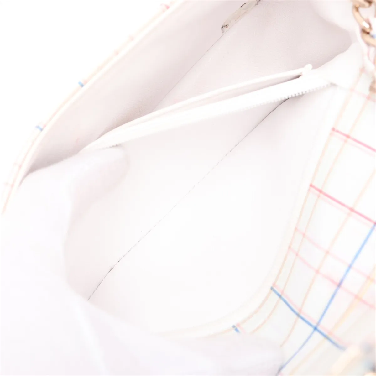 Mini Matelassé 20 Lambskin Single Flap Single Chain Bag, White with Gold Hardware, 29194413, Serial Number 29, A69900 — view 8