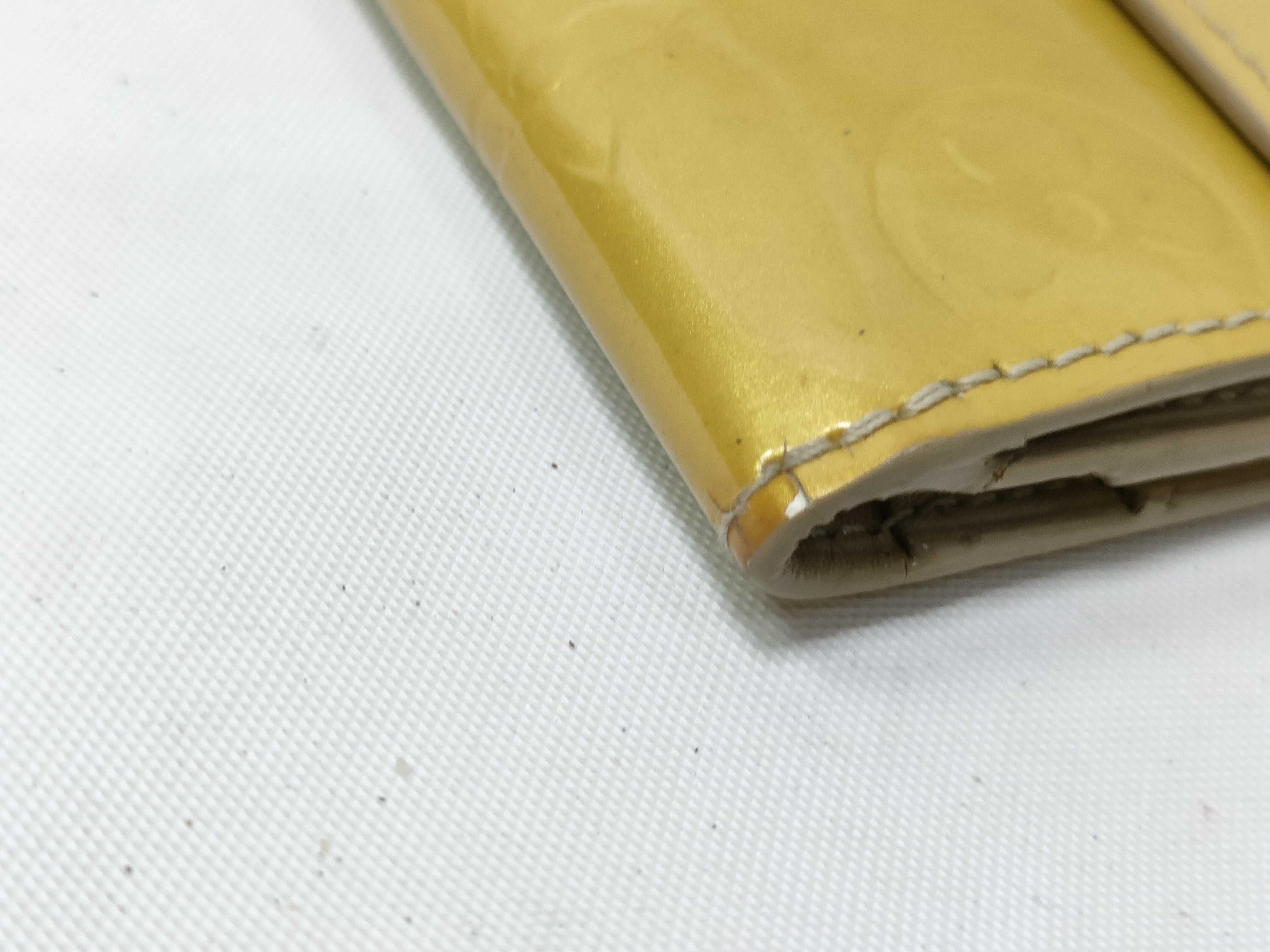 Vernis Ludlow Yellow Card Case — view 4