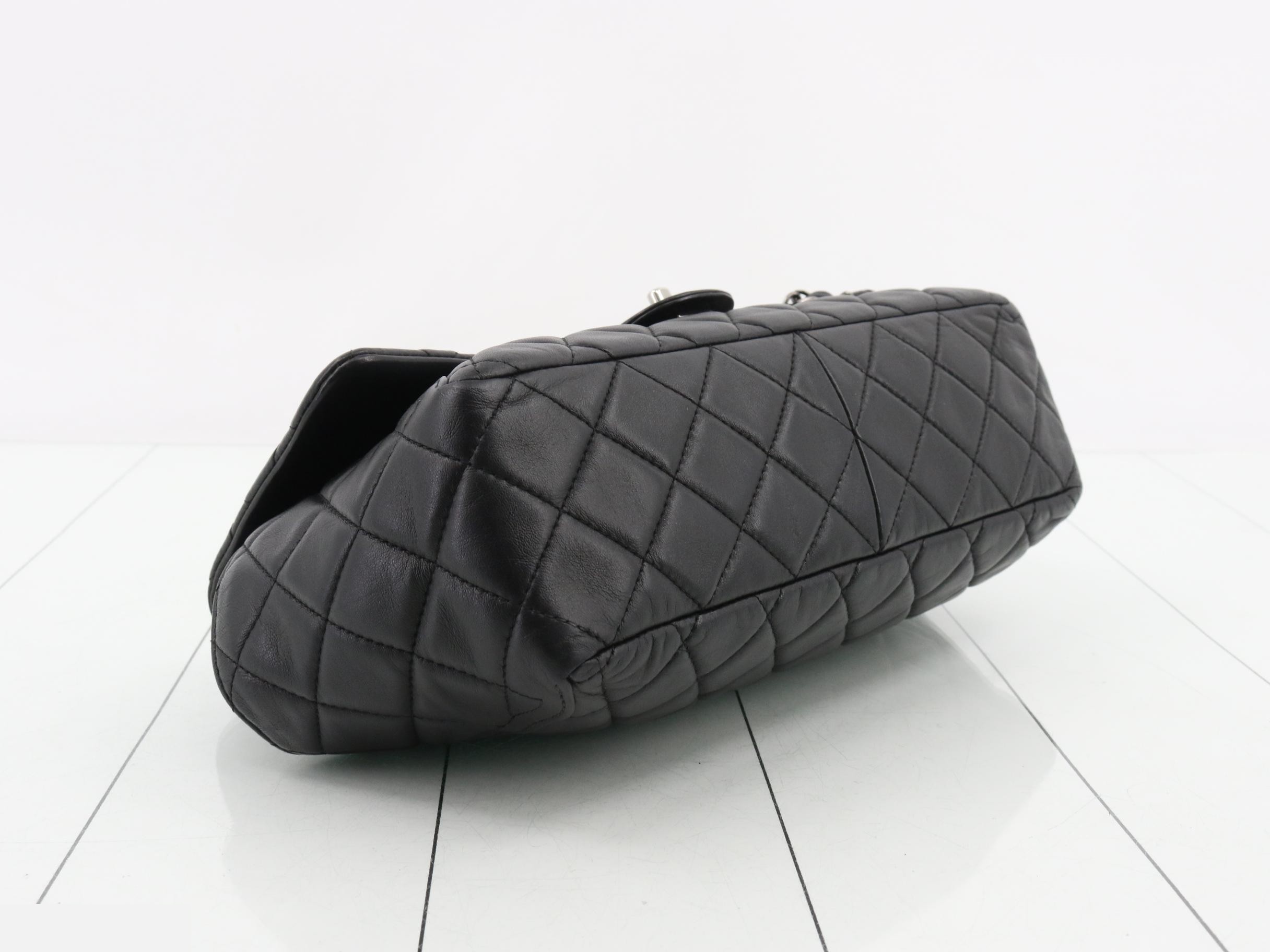 Matelassé Lambskin Double Chain Shoulder Bag — view 5