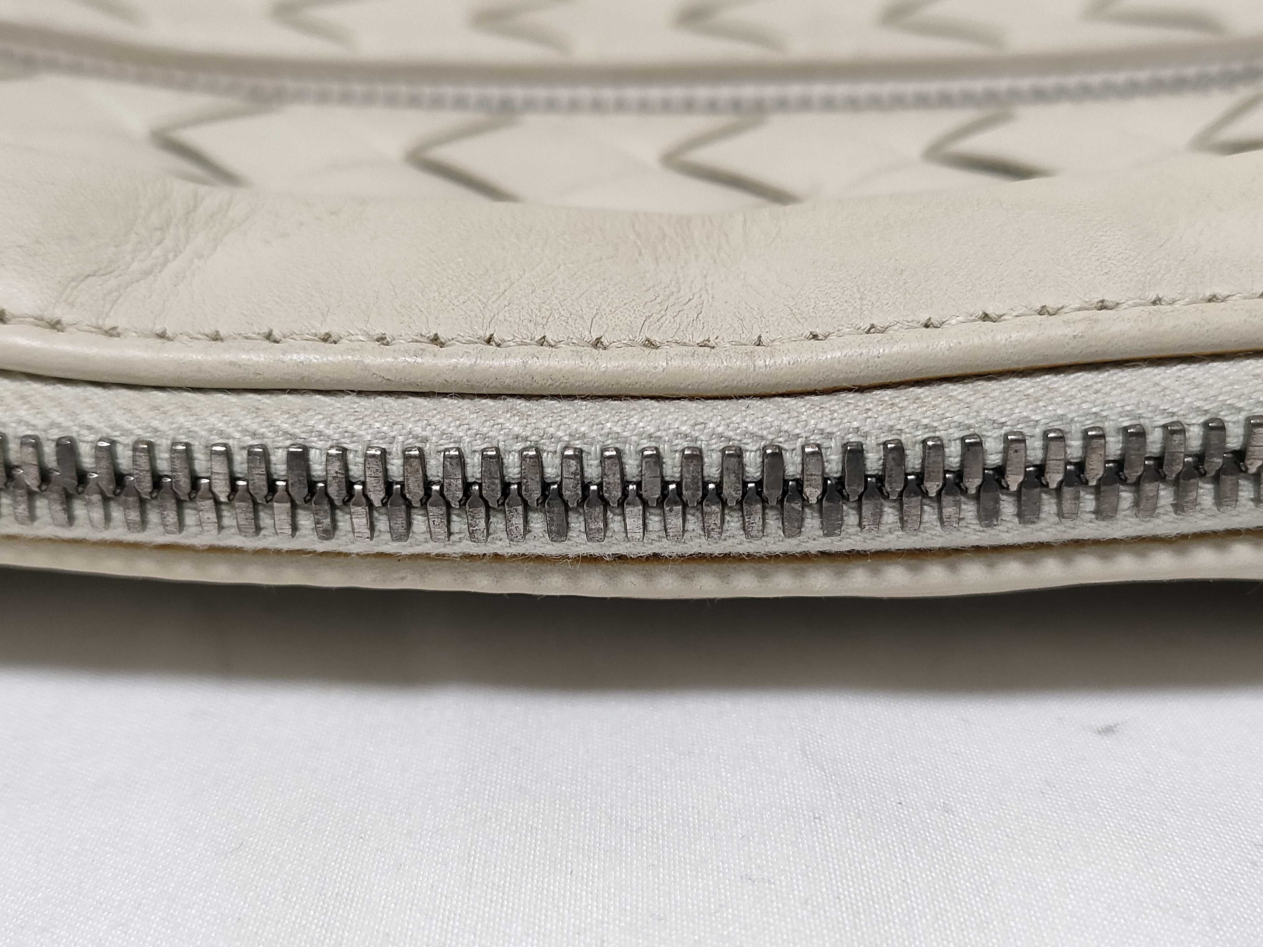 Intrecciato Bottega Maxi Intrecciato Belt Bag Shoulder Bag — view 8