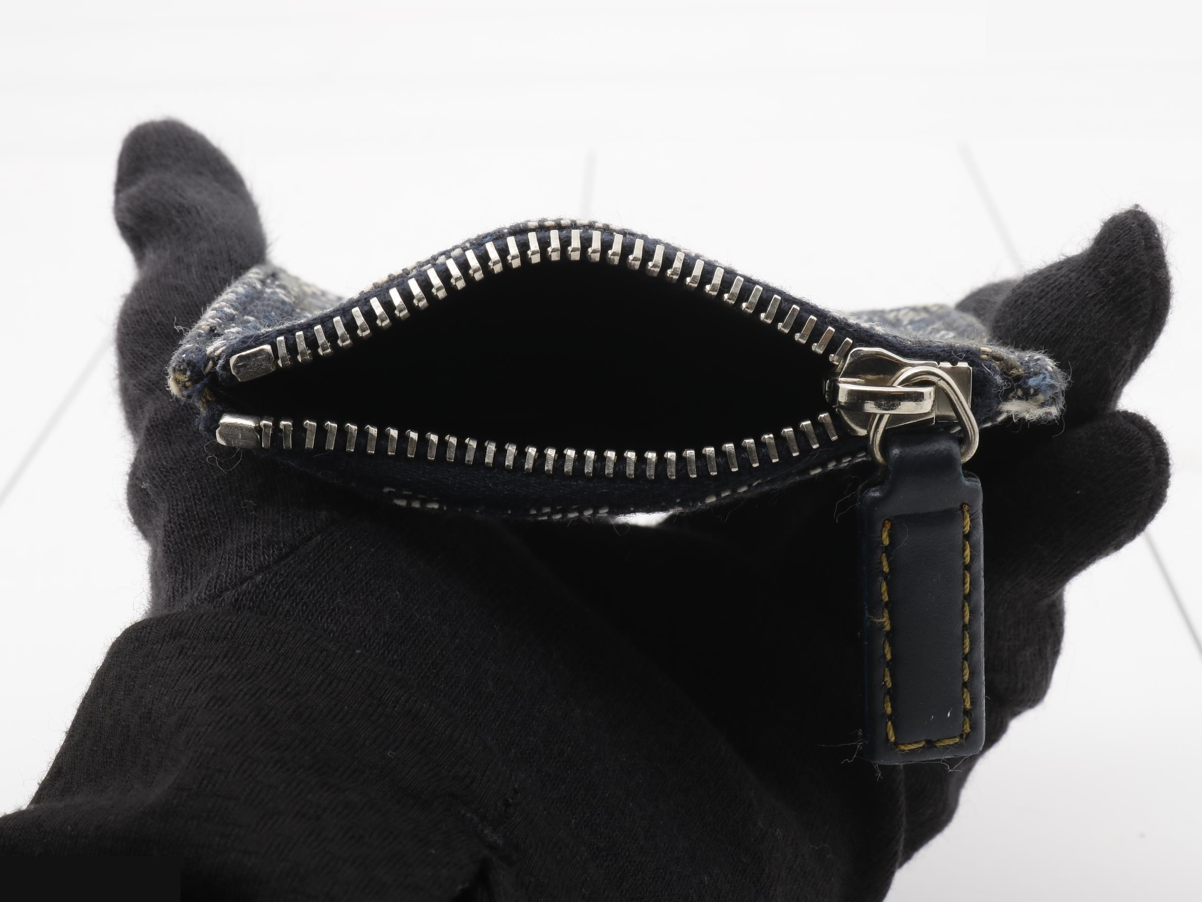 Trotter coin case, navy — view 4