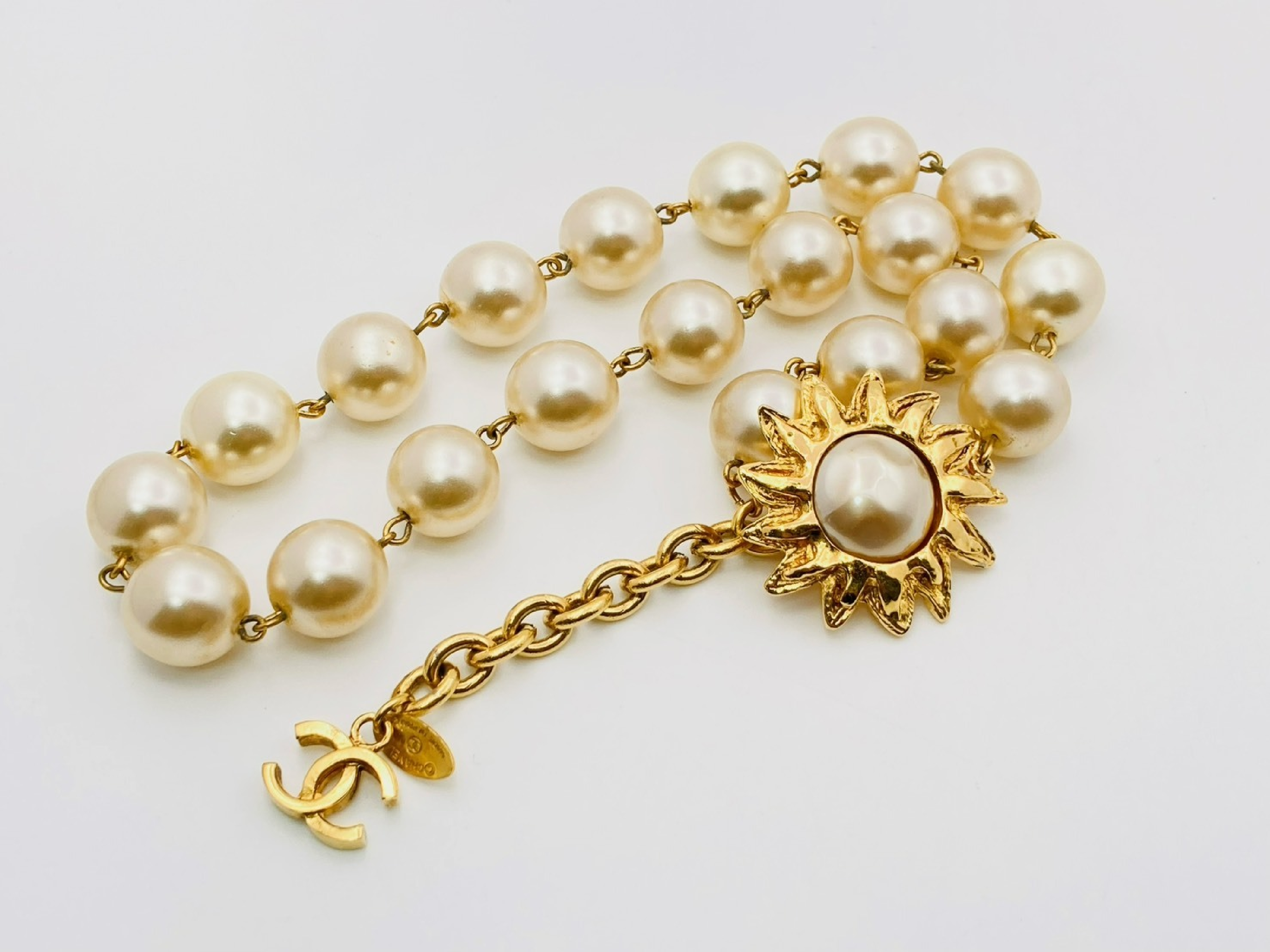 Faux Pearl Sun Large Bead Choker Necklace (with comments) 3920 Necklace — view 3