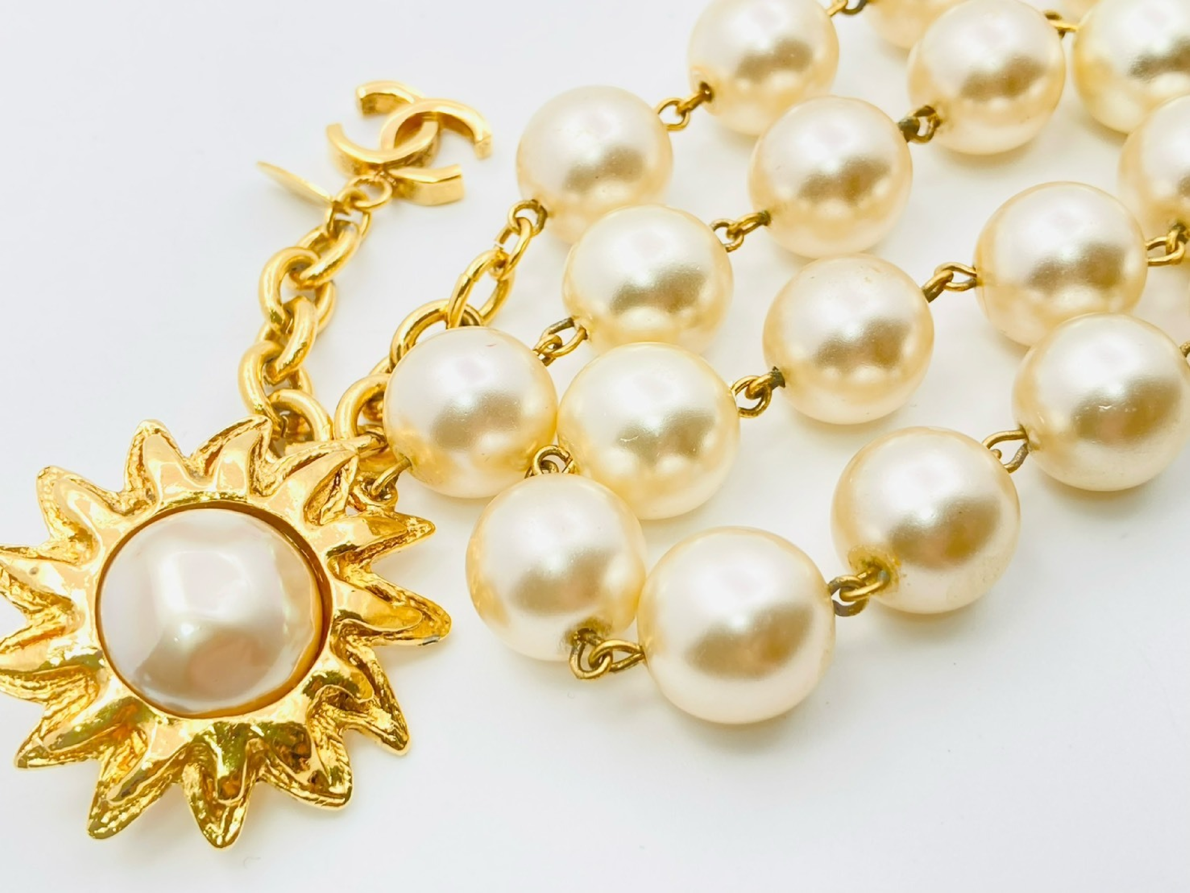 Faux Pearl Sun Large Bead Choker Necklace (with comments) 3920 Necklace — view 4