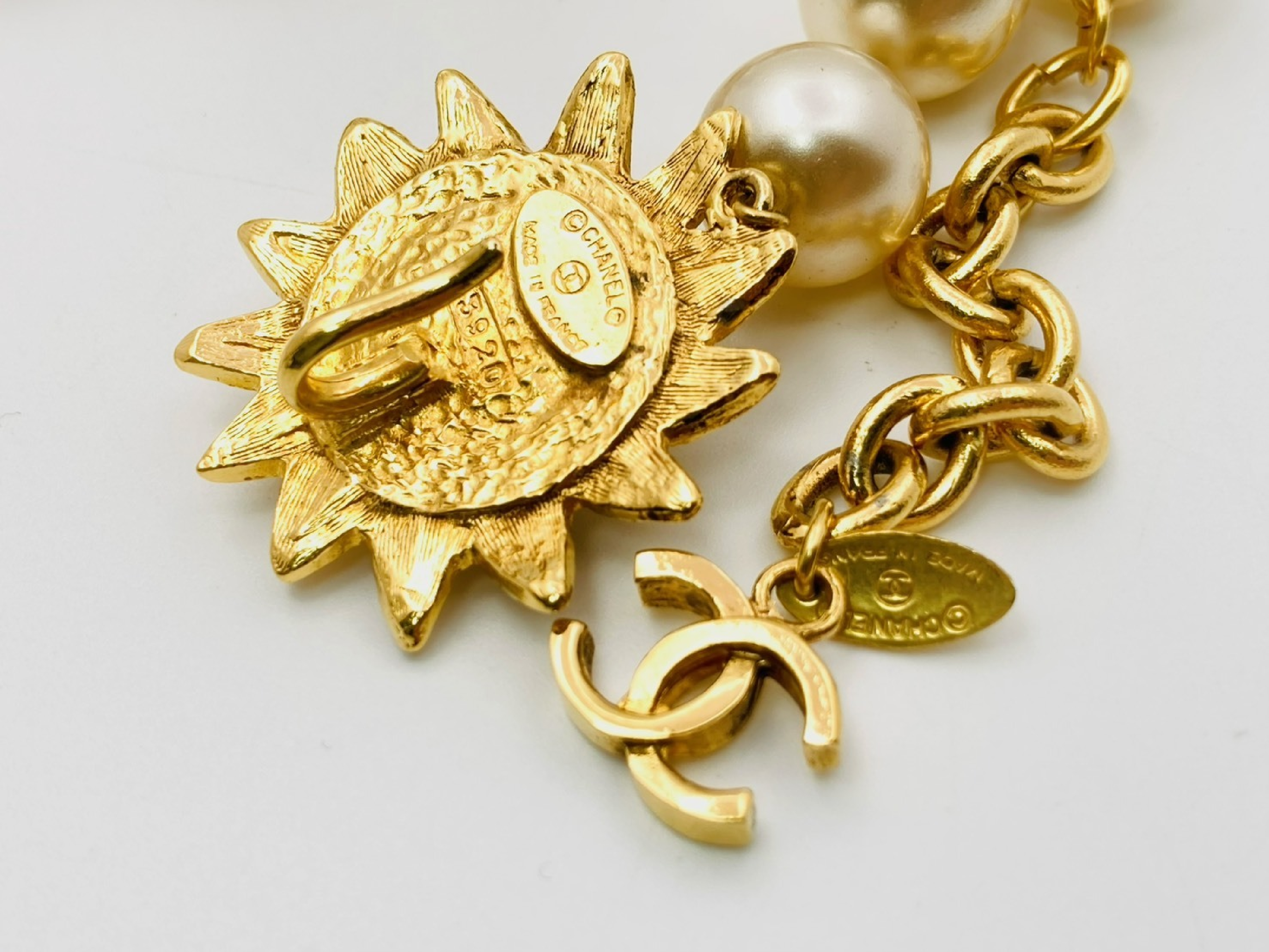 Faux Pearl Sun Large Bead Choker Necklace (with comments) 3920 Necklace — view 5
