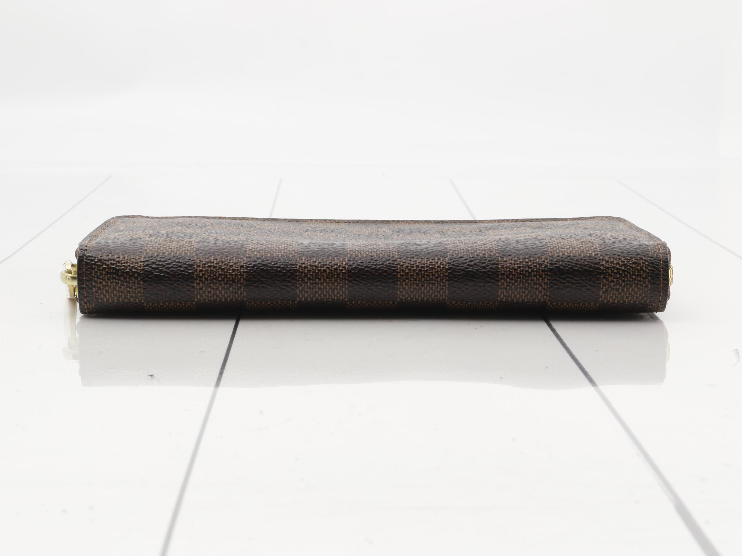 Zippy Wallet — view 3