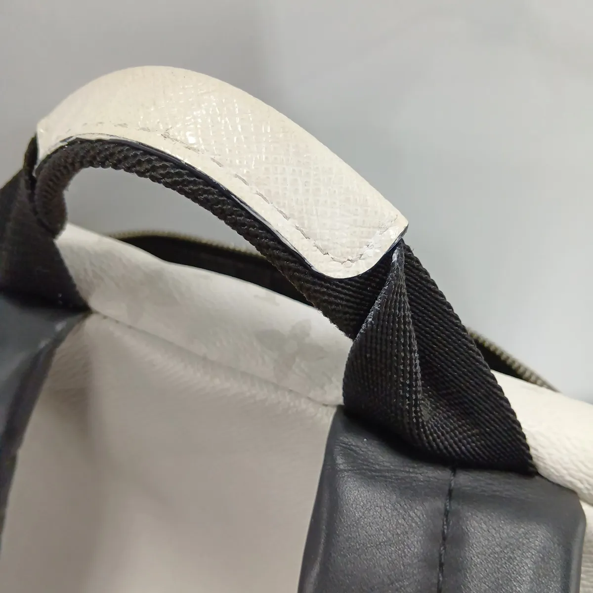 Taigarama Discovery Backpack M30232 White (RFID detected) — view 15