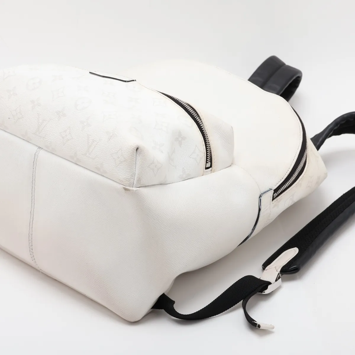 Taigarama Discovery Backpack M30232 White (RFID detected) — view 3