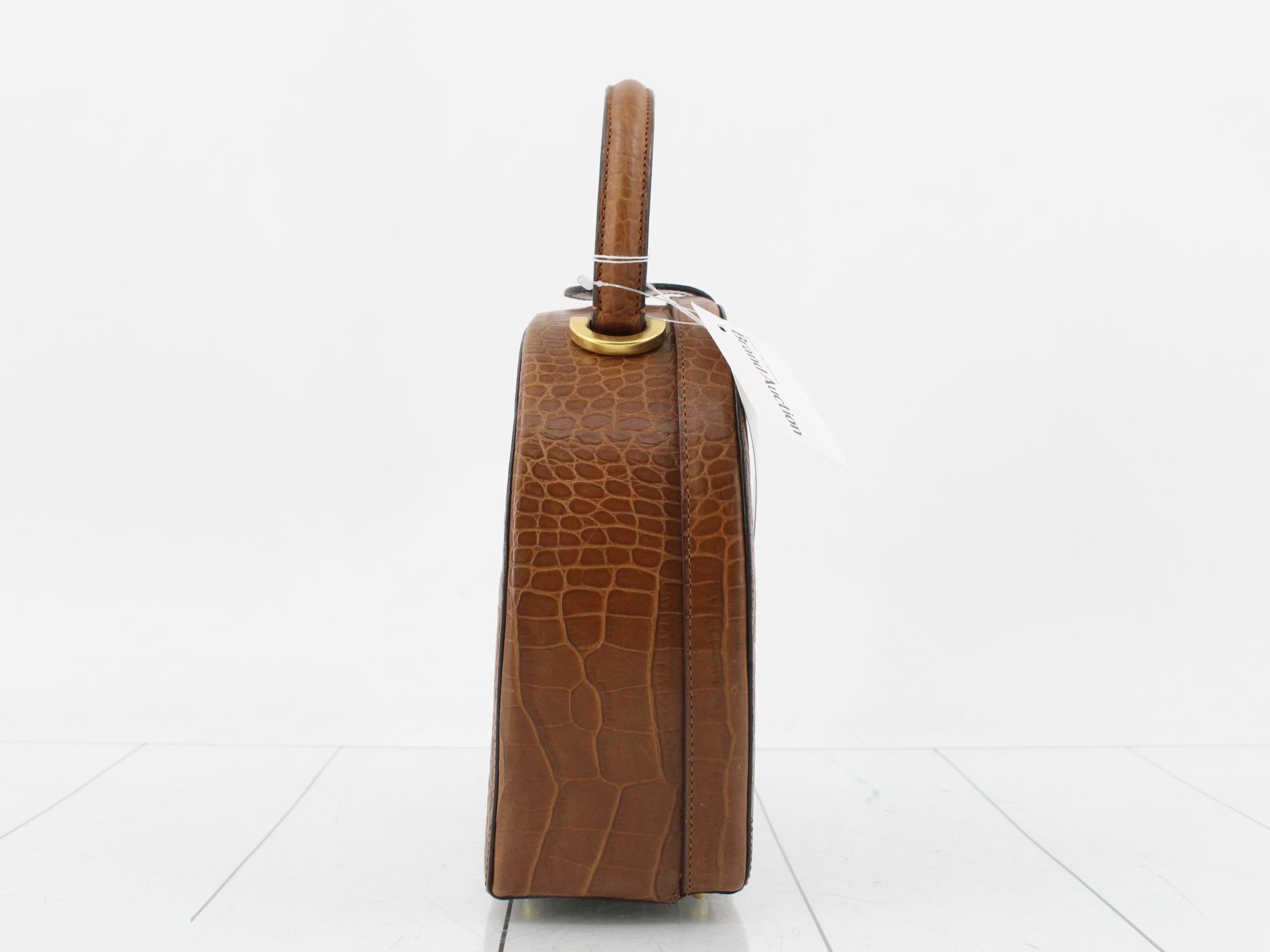 handbag — view 4