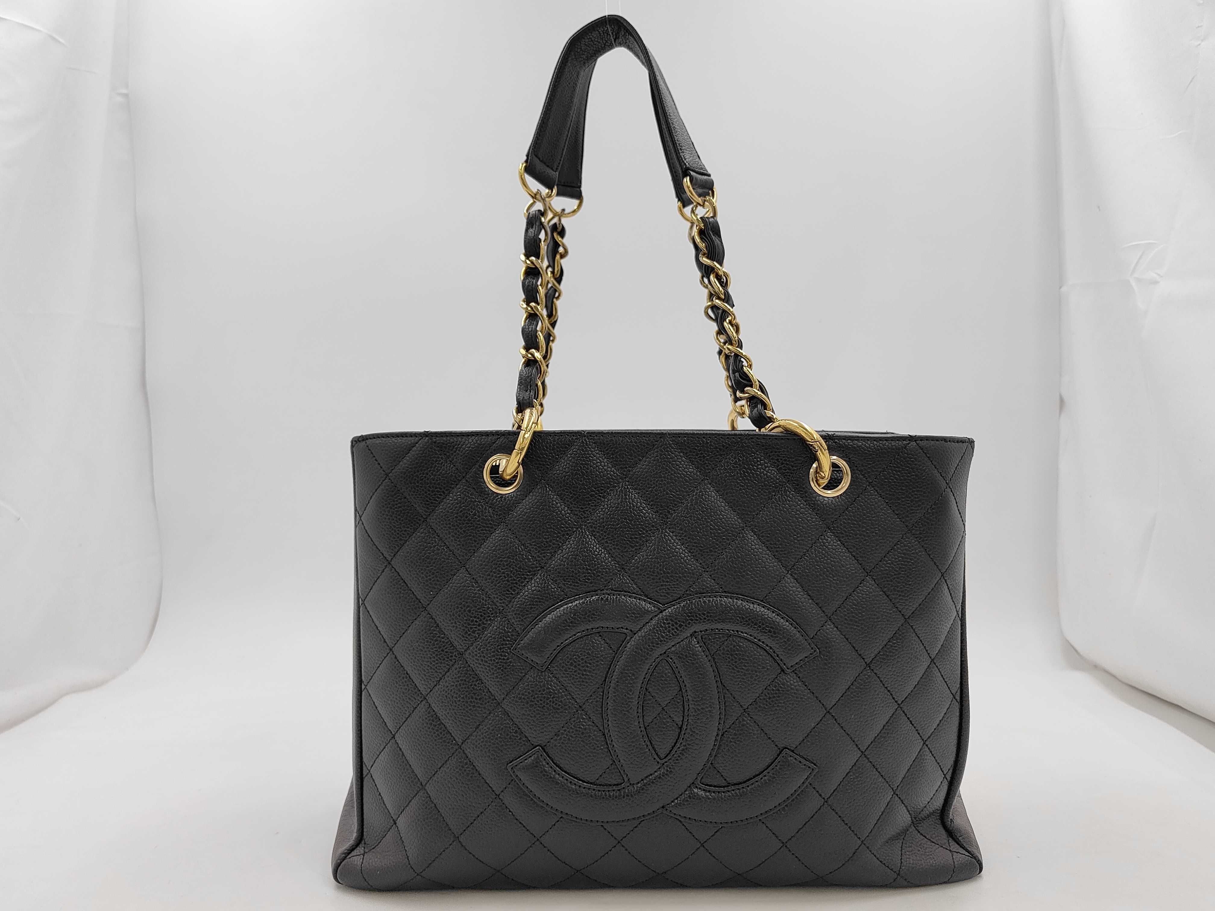 Caviar Skin Chain Tote GST Black Gold Hardware Tote Bag