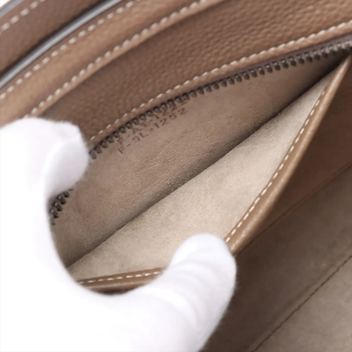 Luggage Nano Shopper Leather 2WAY Handbag Greige — view 9