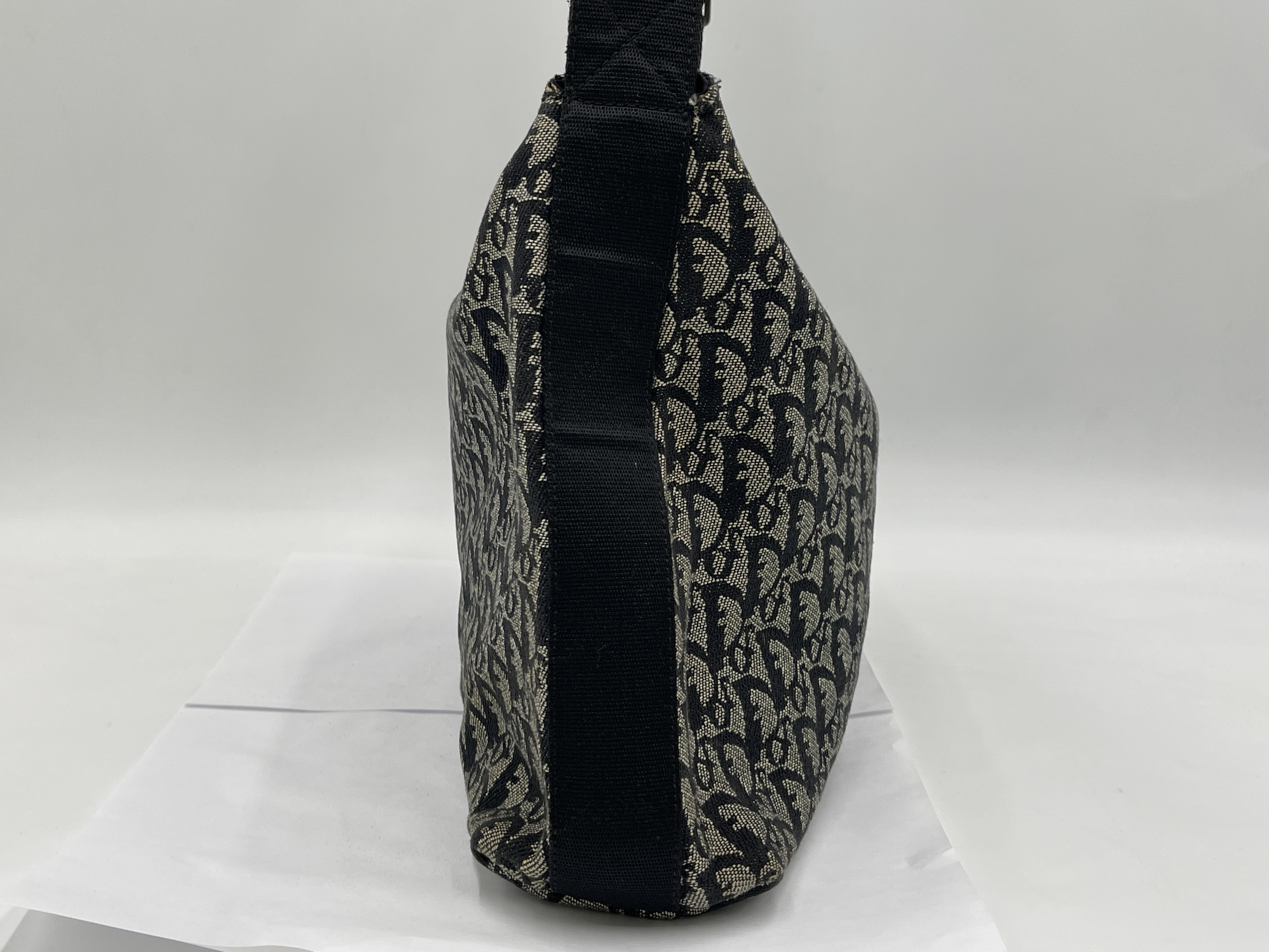 Trotter BO B 0052 Shoulder Bag — view 4