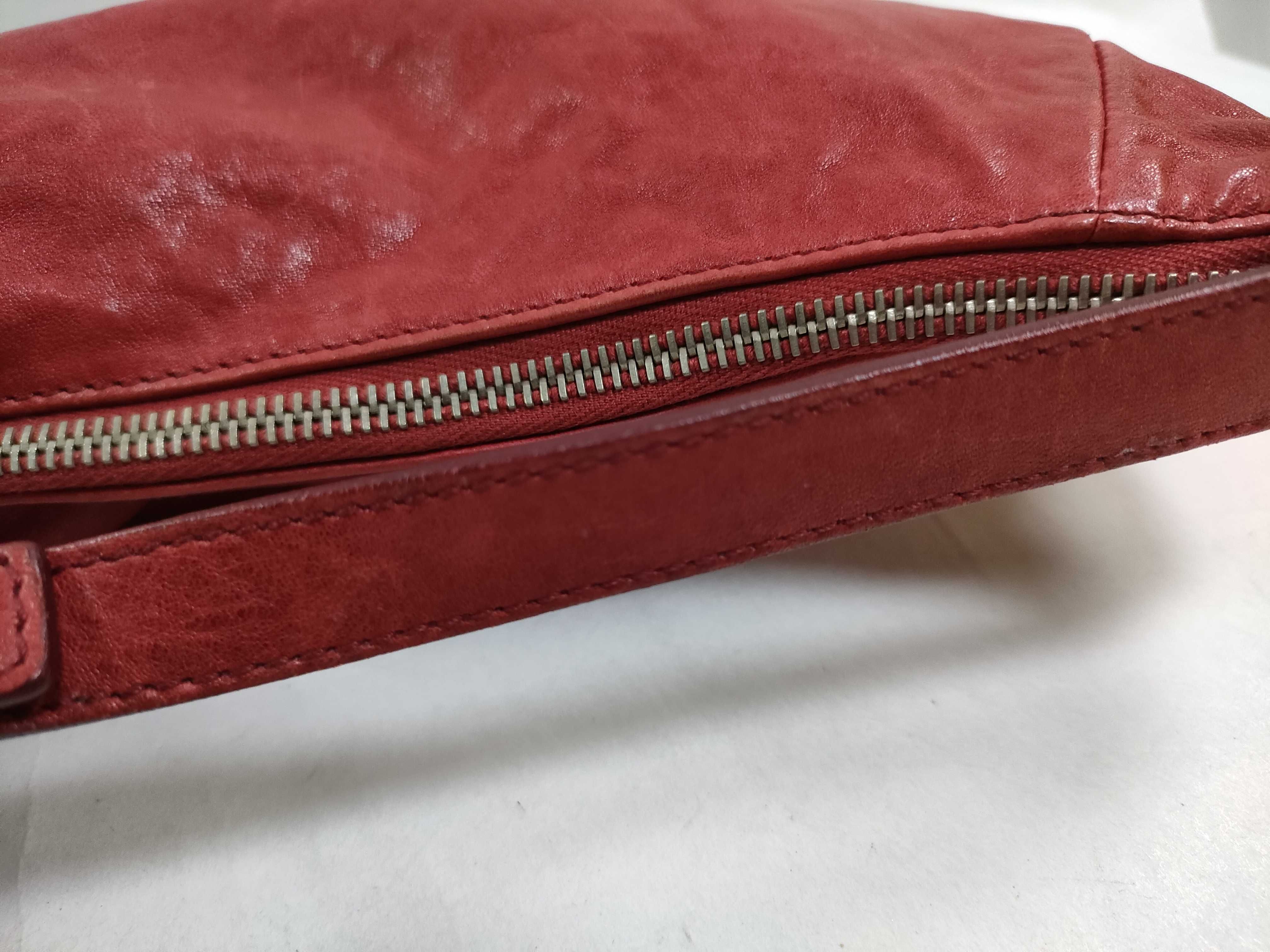 handbag, embossed logo, leather handbag — view 4