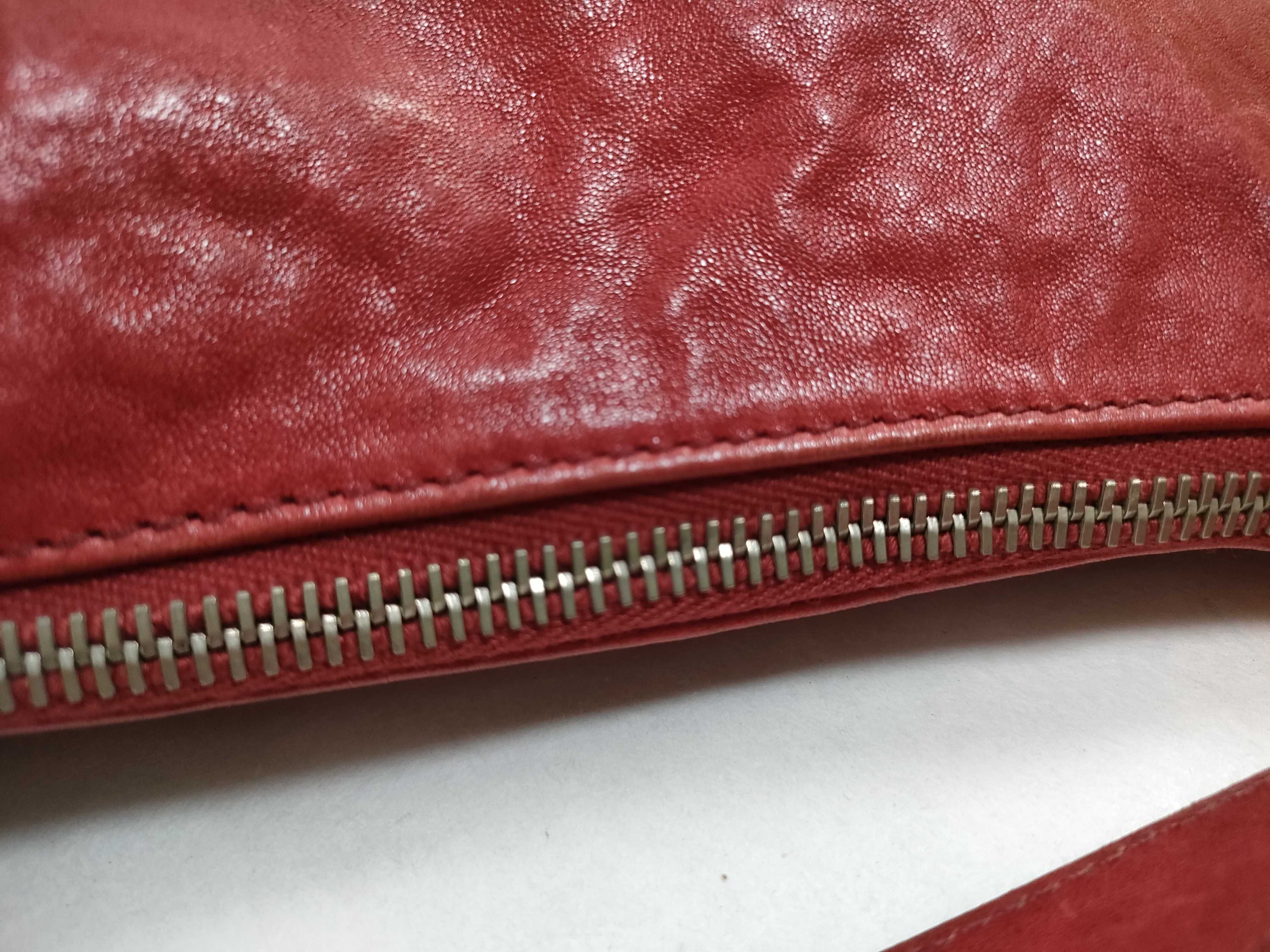 handbag, embossed logo, leather handbag — view 6