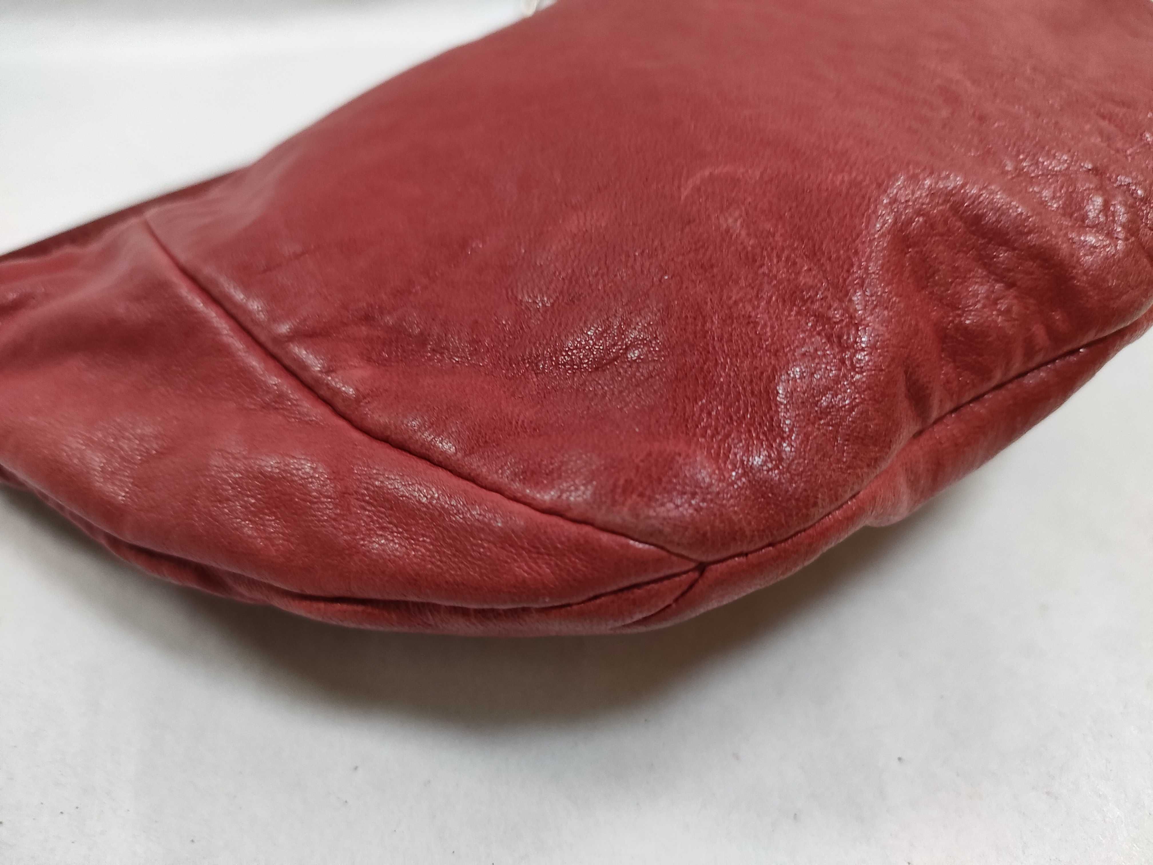 handbag, embossed logo, leather handbag — view 8