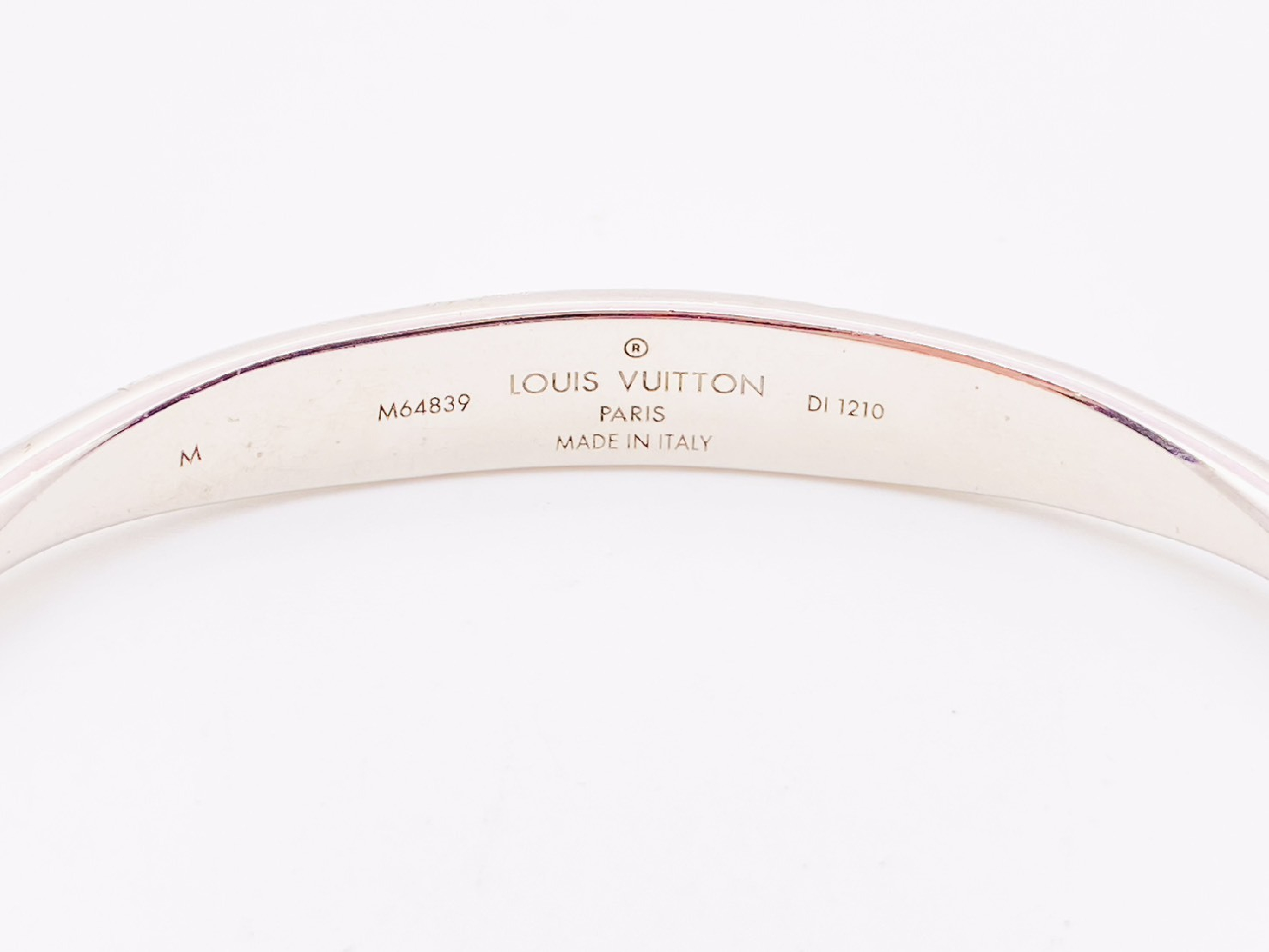 M64839 Jonc Monogram Bangle #M Silver DI1210 Bracelet/Bangle — view 3