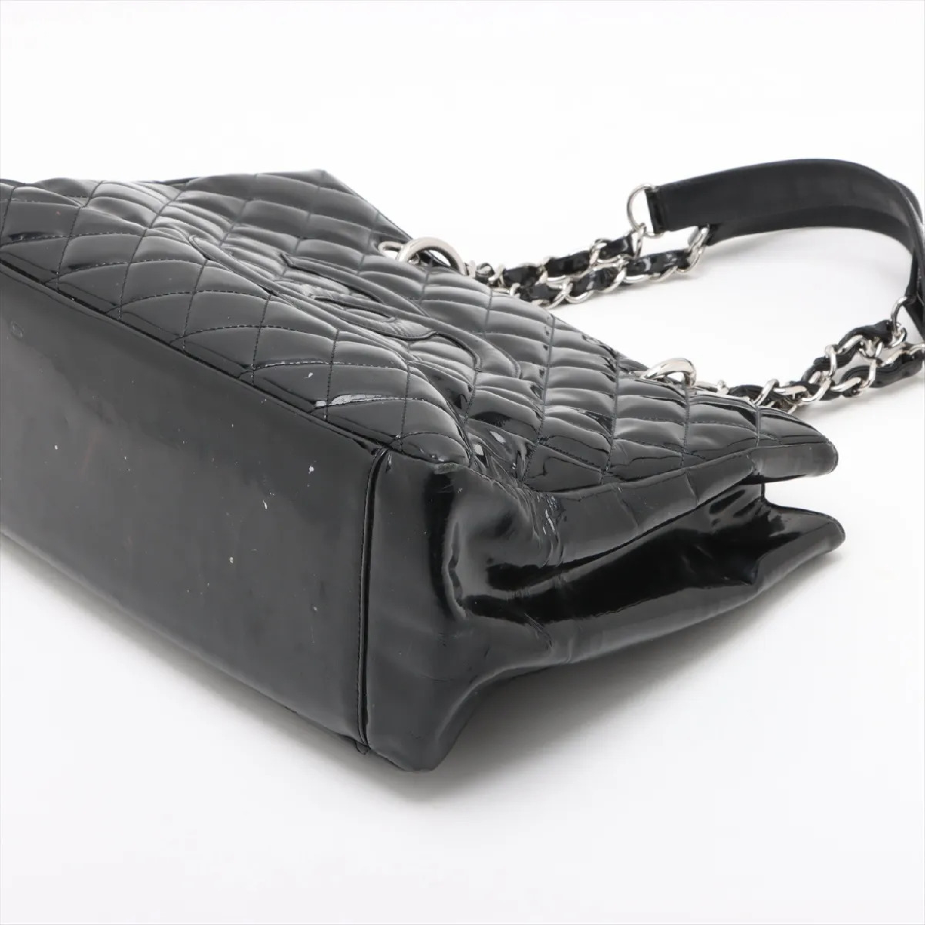 Patent Leather Chain Tote Bag 13183687 (Serial Number 13, A50995) — view 4