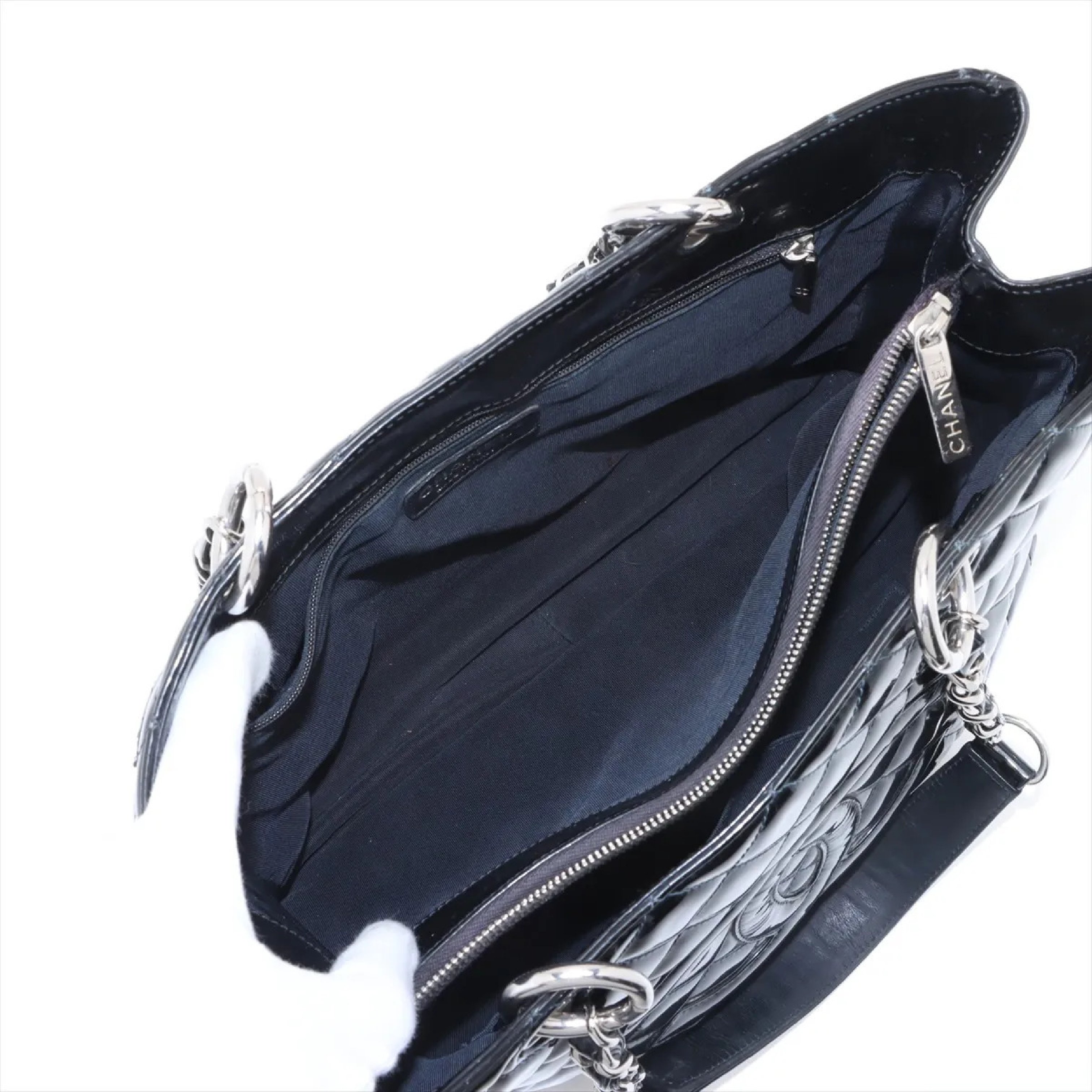 Patent Leather Chain Tote Bag 13183687 (Serial Number 13, A50995) — view 7