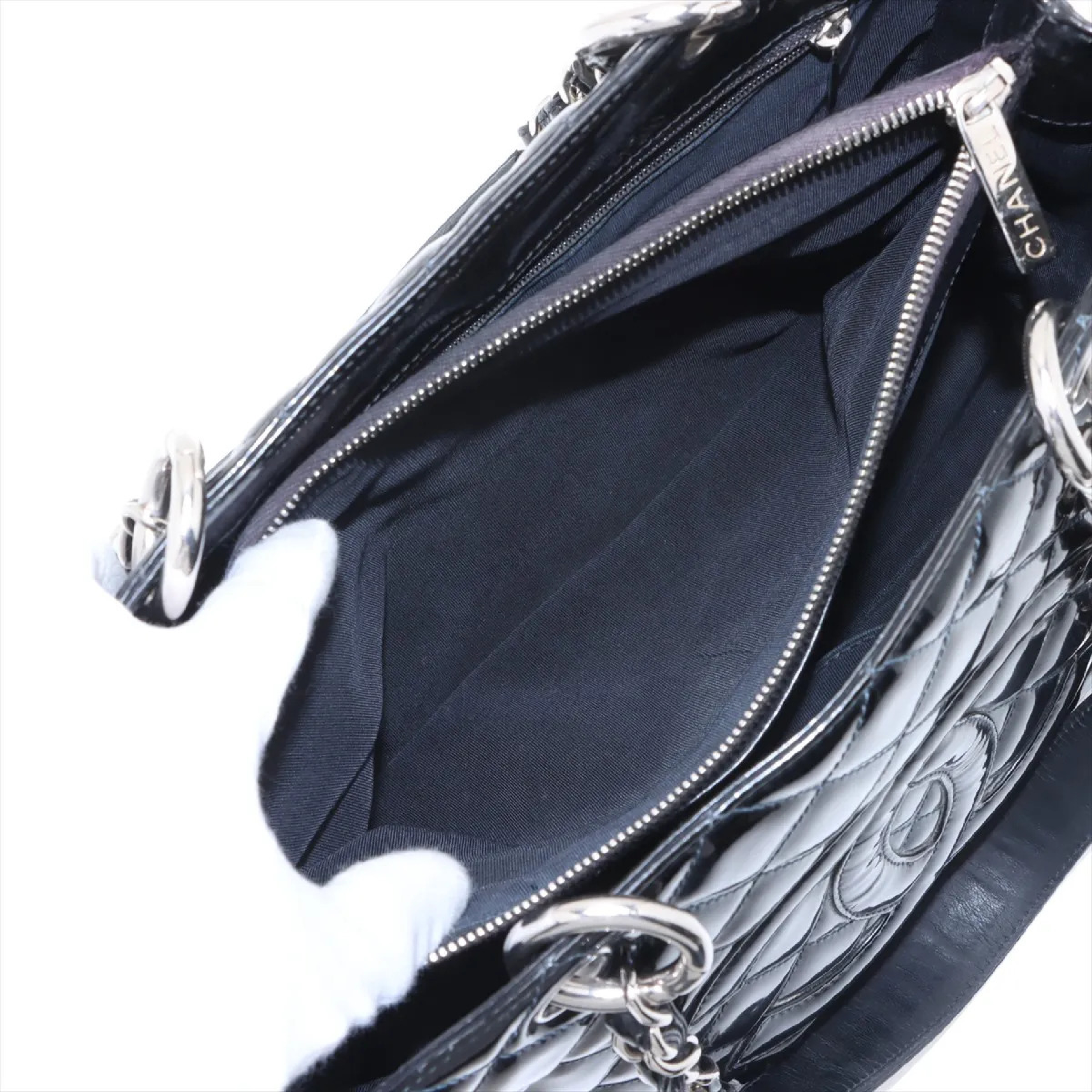 Patent Leather Chain Tote Bag 13183687 (Serial Number 13, A50995) — view 8