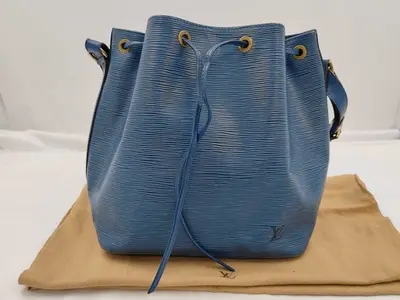 LV Petit Noé M44105 Epi Bag