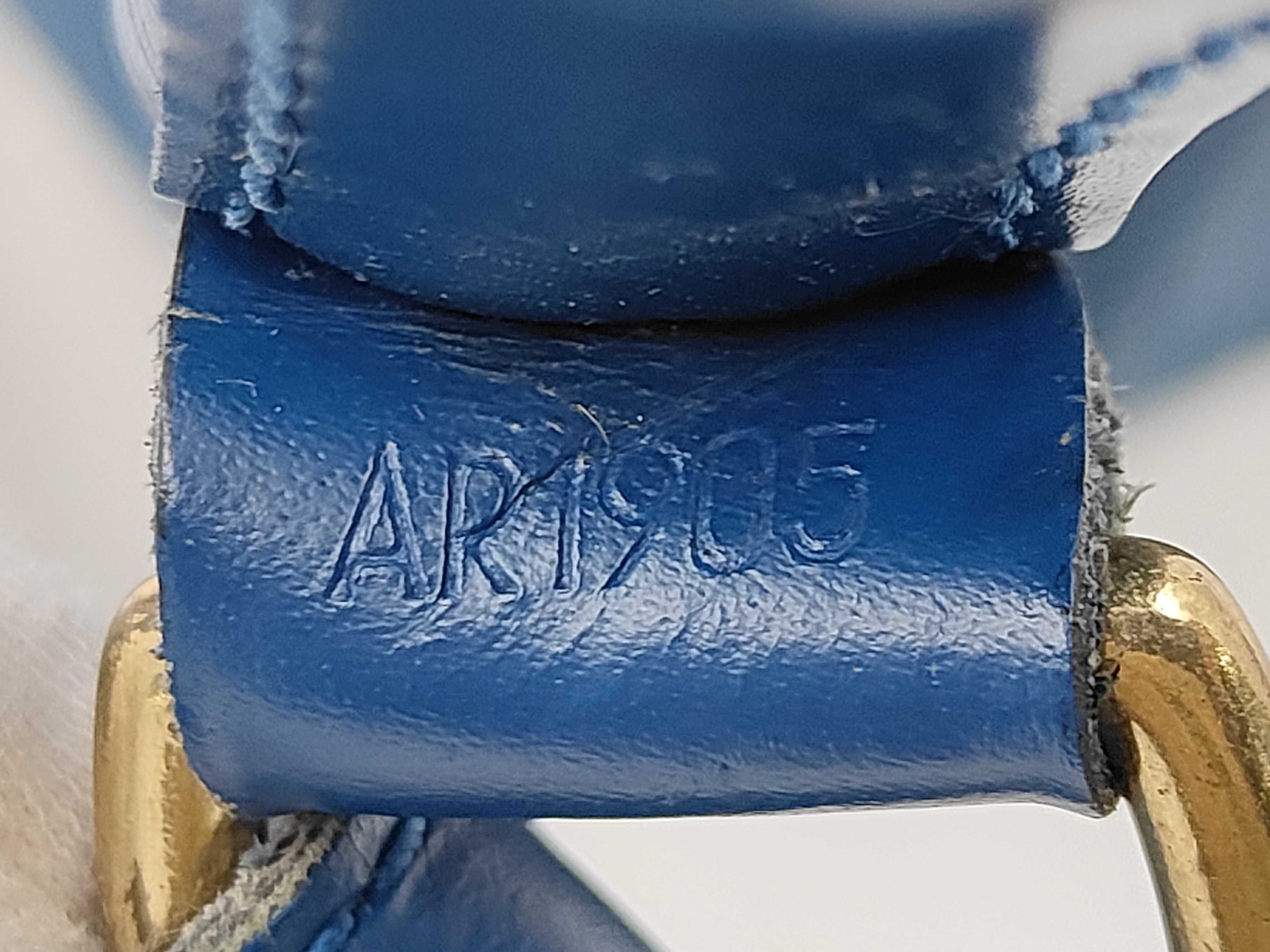 LV Petit Noé M44105 Epi Bag — view 11