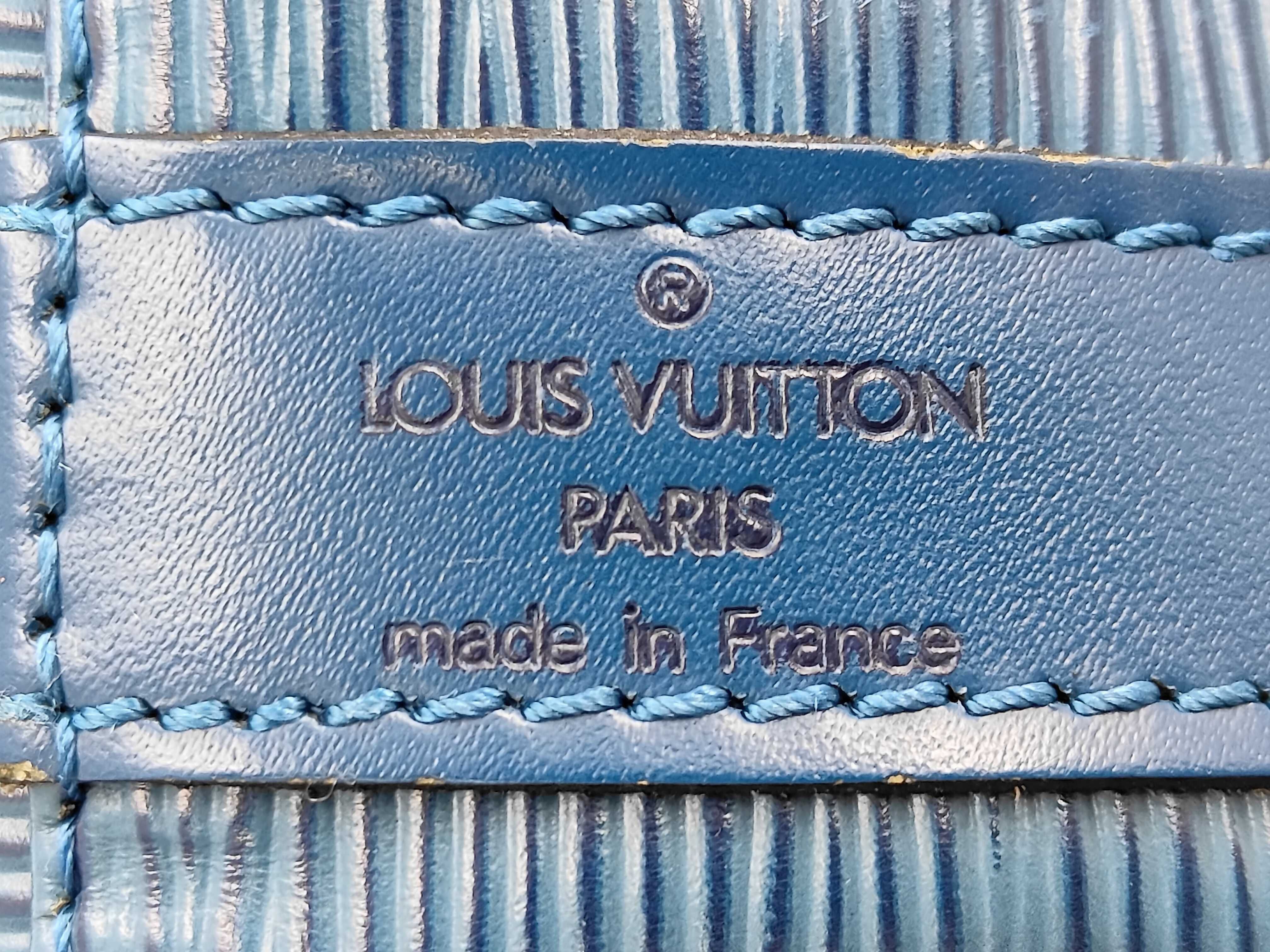 LV Petit Noé M44105 Epi Bag — view 12